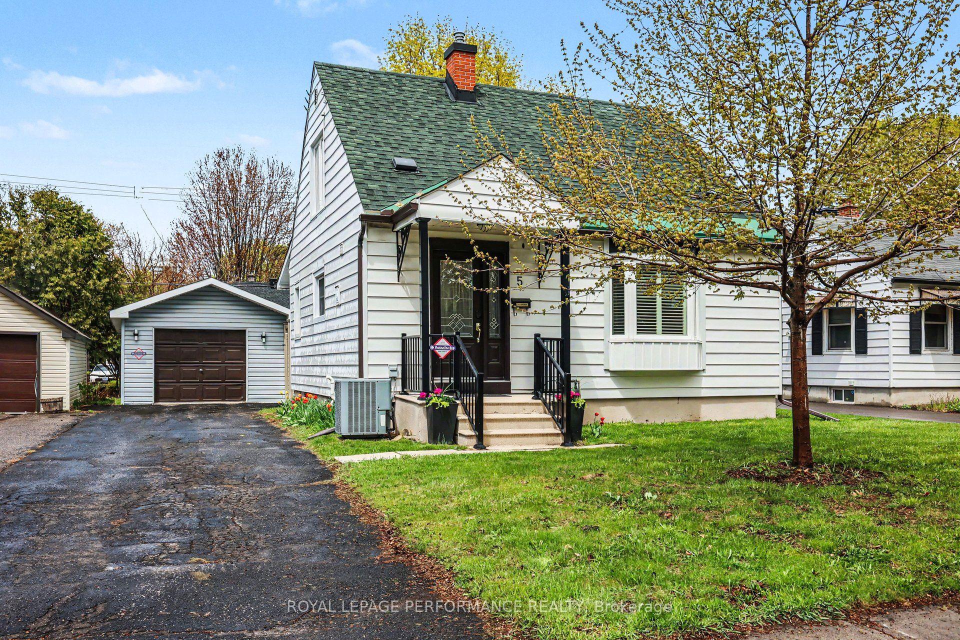 5 Marshall Avenue — photo 1