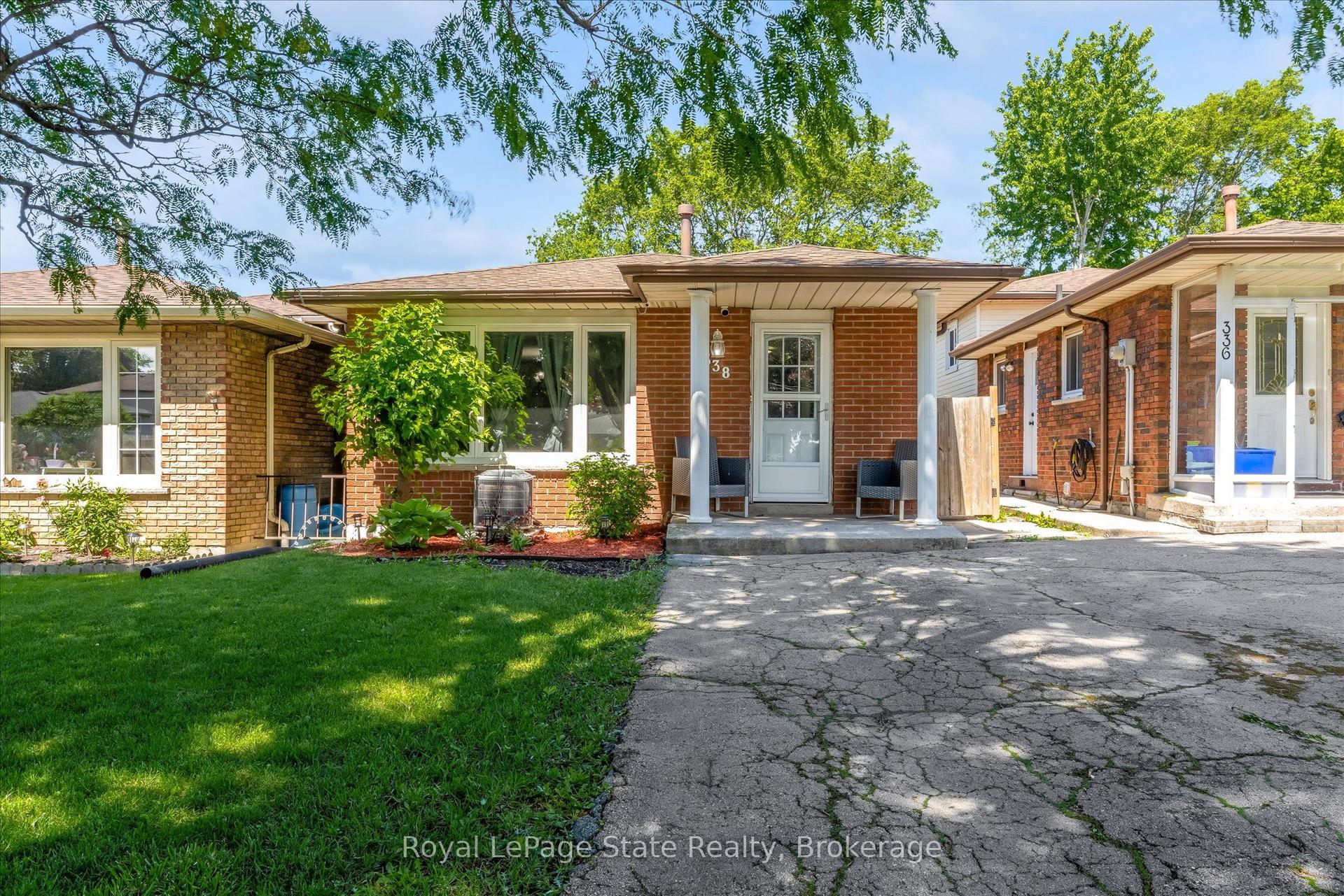 338 East 24th Street, Hamilton — Detached for sale, photo 1