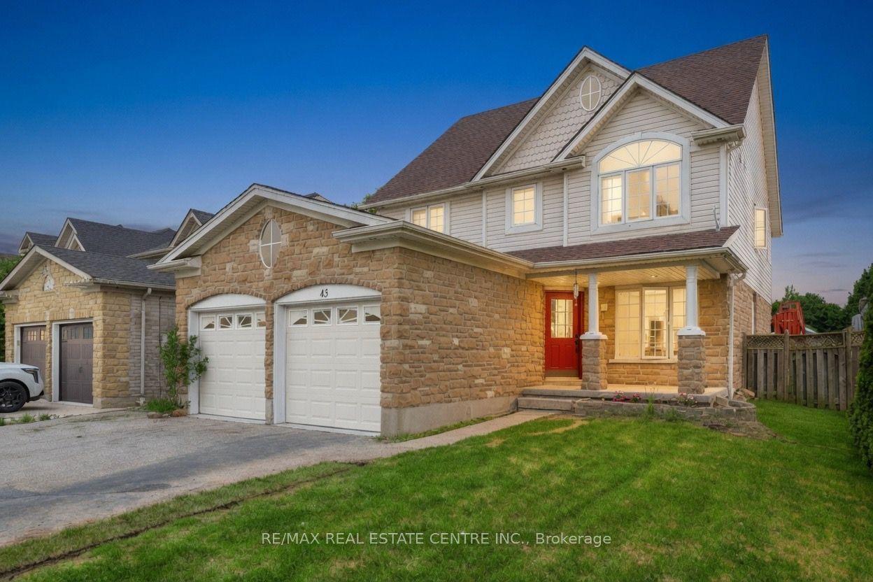 43 Decaro Crescent, Cambridge — Detached for sale, photo 1