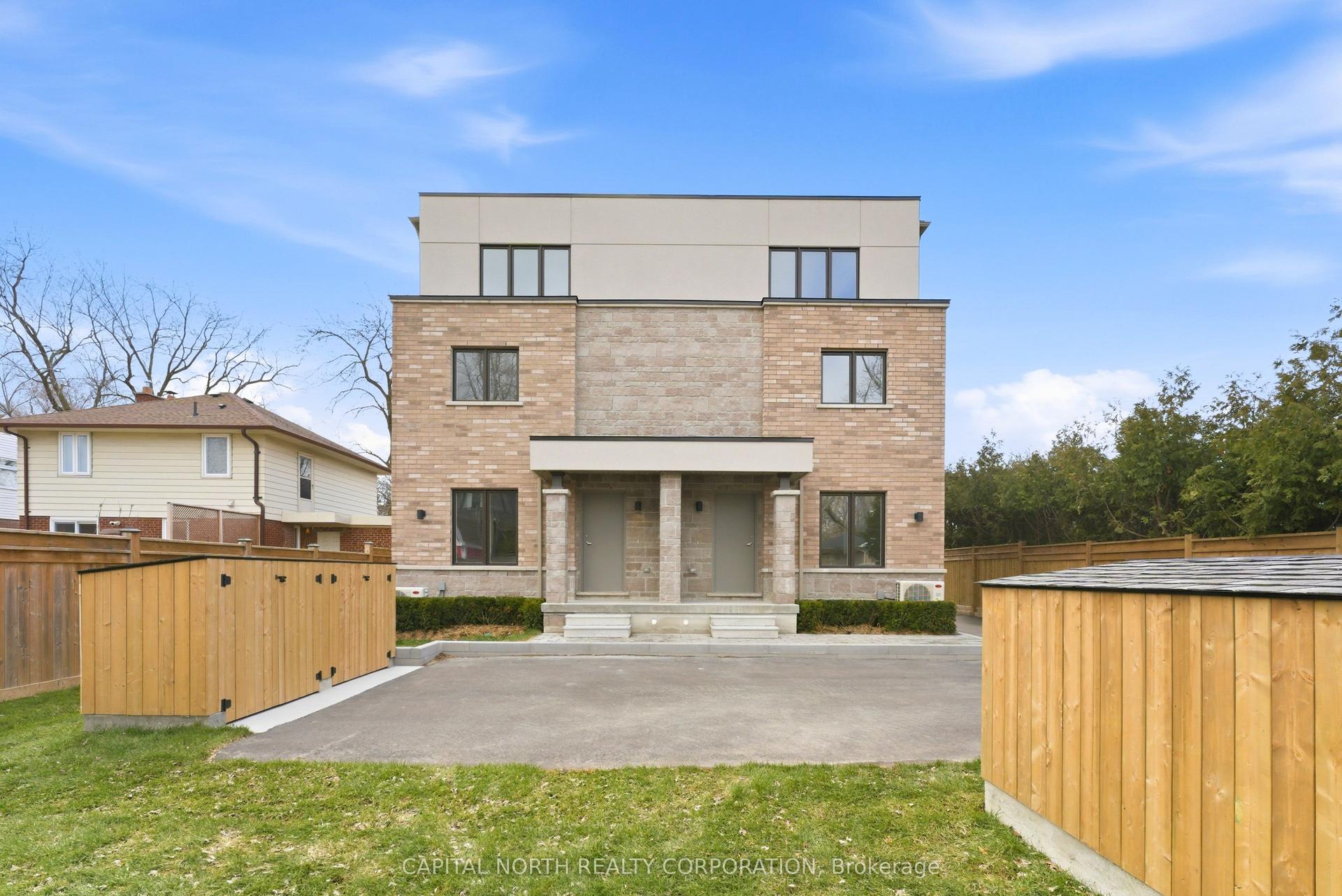 54 Touraine Avenue 3 #3, Toronto — Townhouse for lease, photo 1