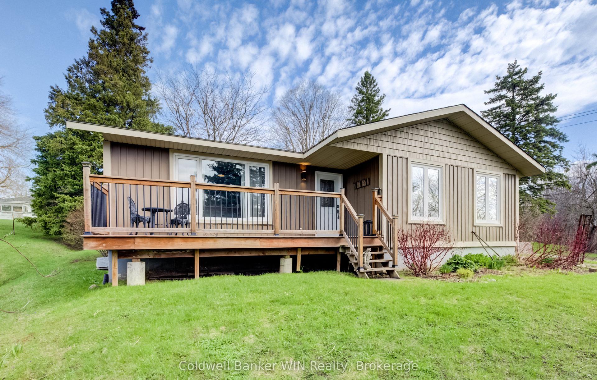 195 North Water Street E — photo 1