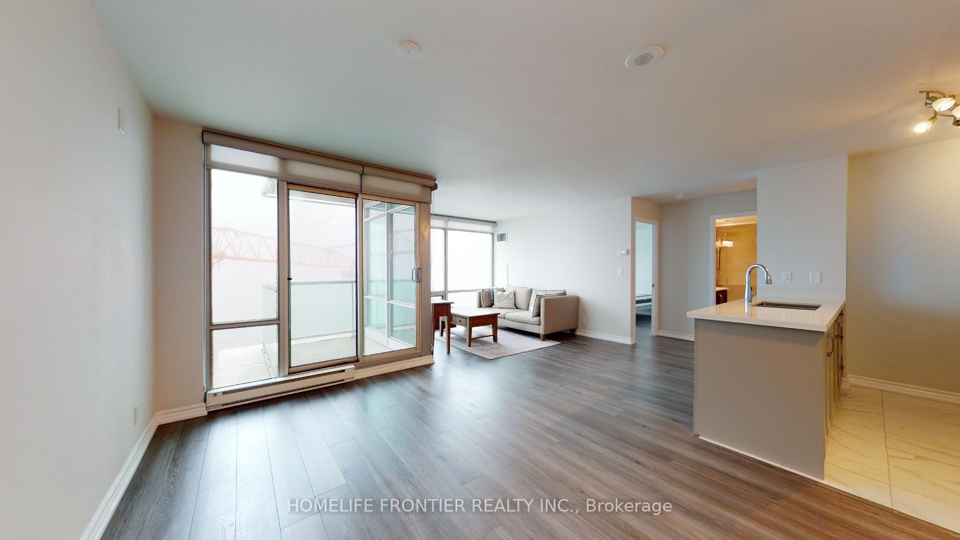 81 Navy Wharf Court 1606 #1606 — photo 1