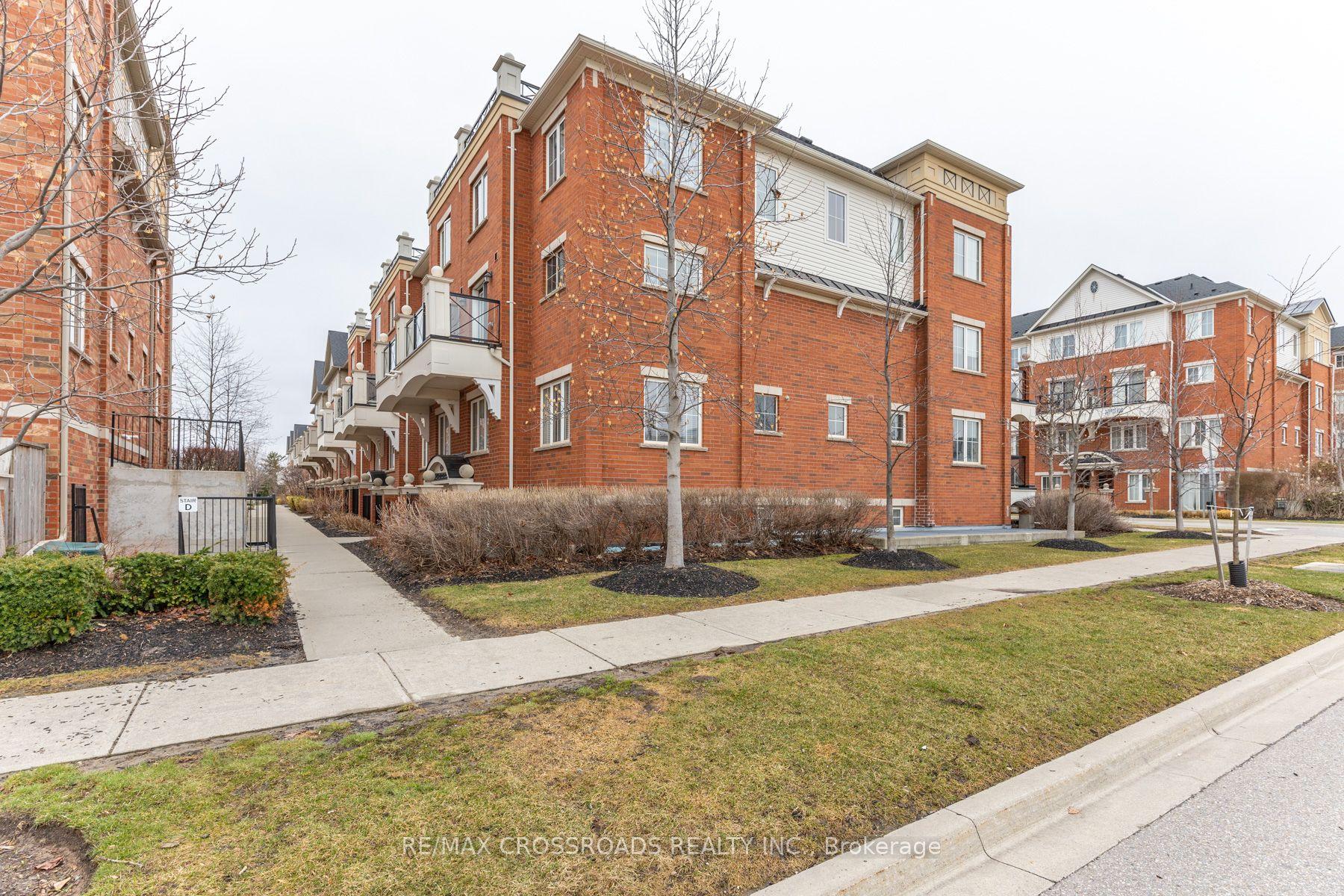 2460 Post Road 16 #16 — photo 1