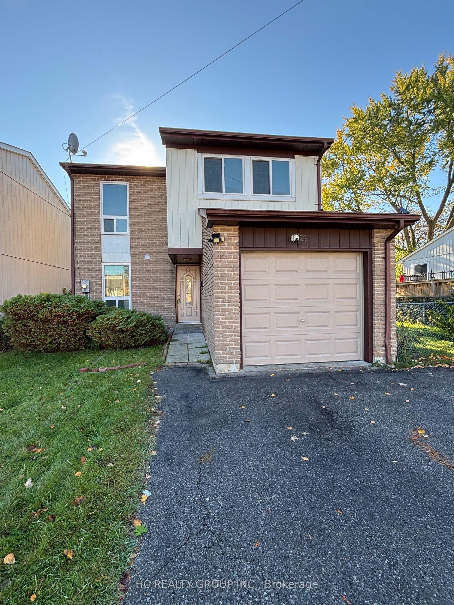 27 Lucas Lane, Ajax — Detached for lease, photo 1