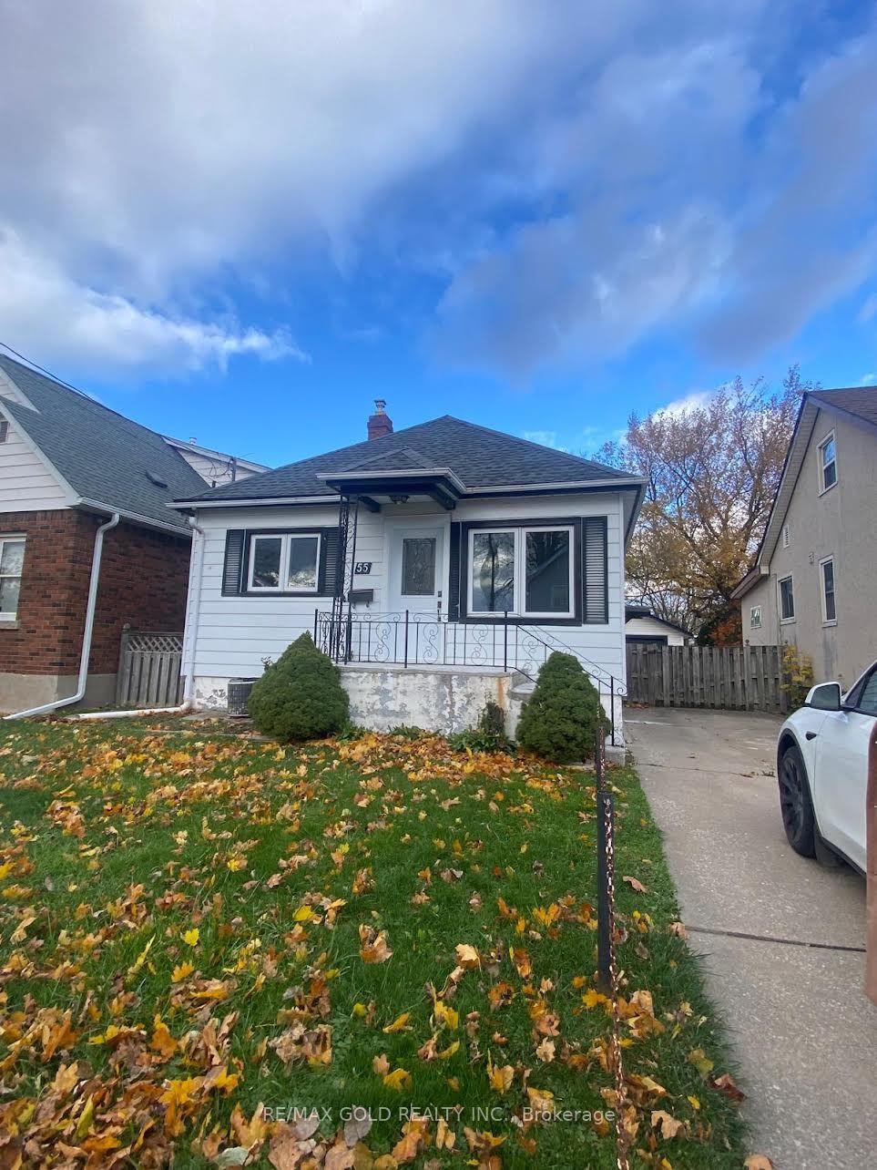 55 Hamilton Street, St. Catharines — Detached for lease, photo 1