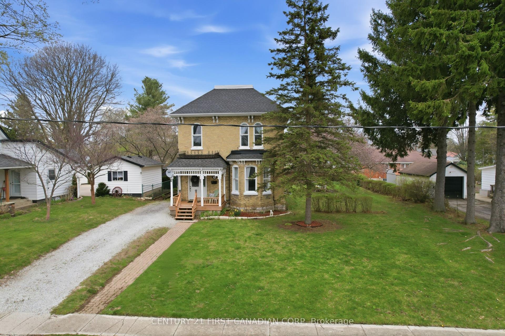 227 Monroe Street — photo 1