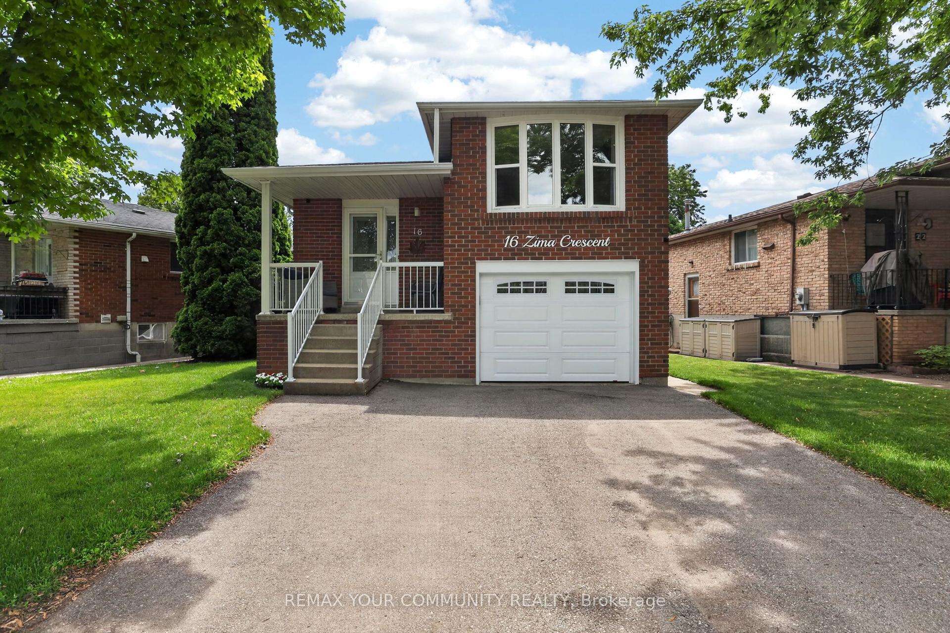 16 Zima Crescent — photo 1