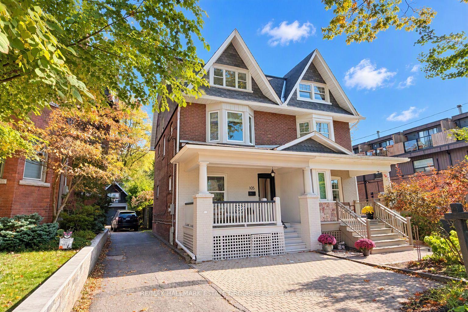 105 Lee Avenue, Toronto — Semi-Detached for sale, photo 1