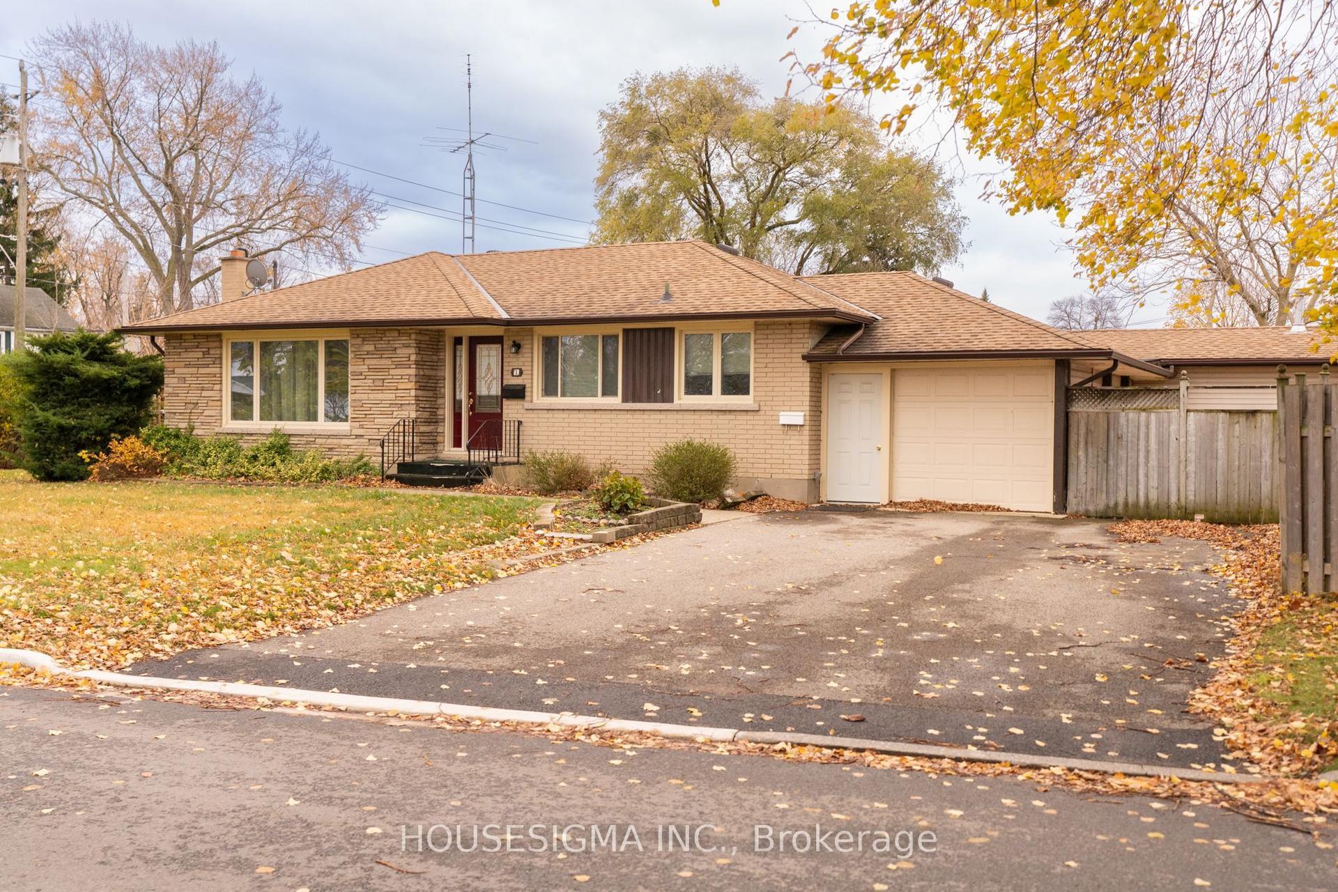 1 Cherrylane Drive N — photo 1