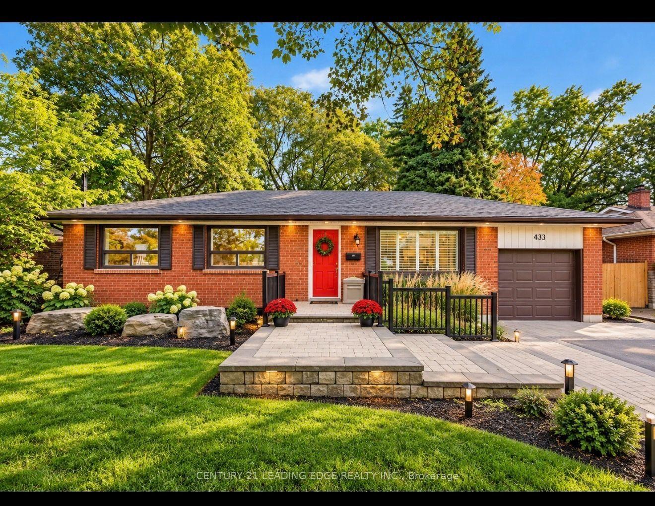 433 Brownfield Gardens, Toronto — Detached for sale, photo 1