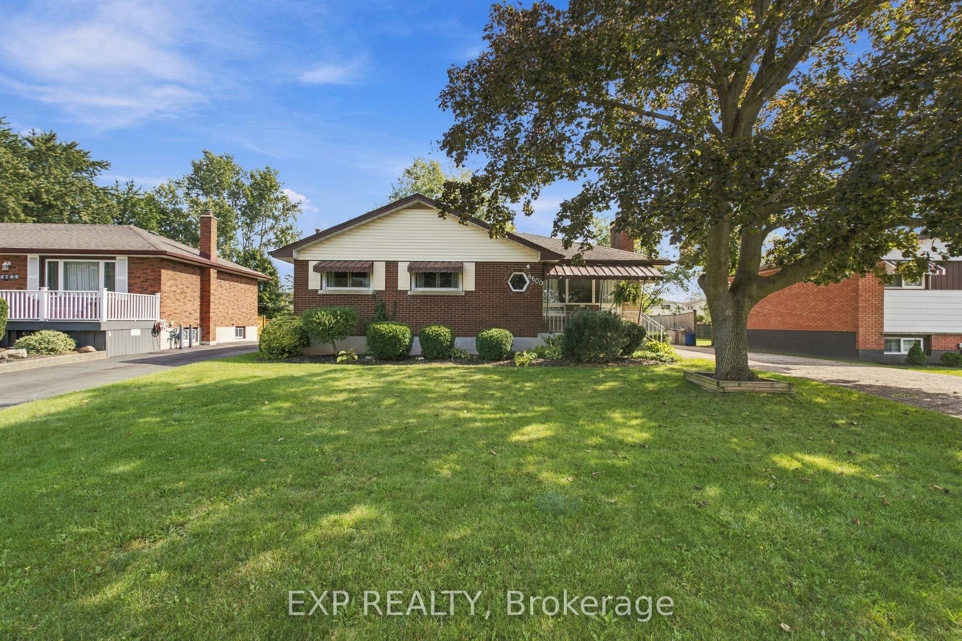 8800 Champlain Drive, Niagara Falls — Detached for sale, photo 1