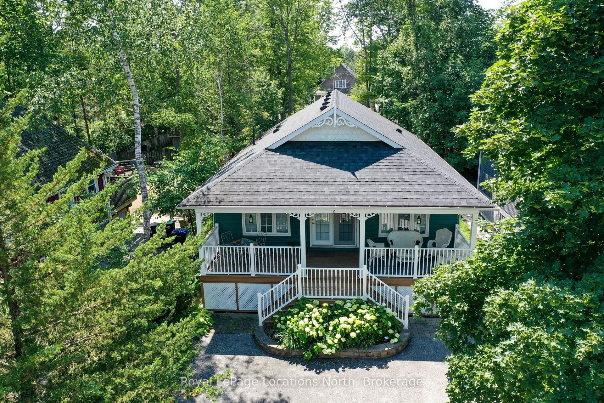 12 65th Street N, Wasaga Beach — Detached for sale, photo 1