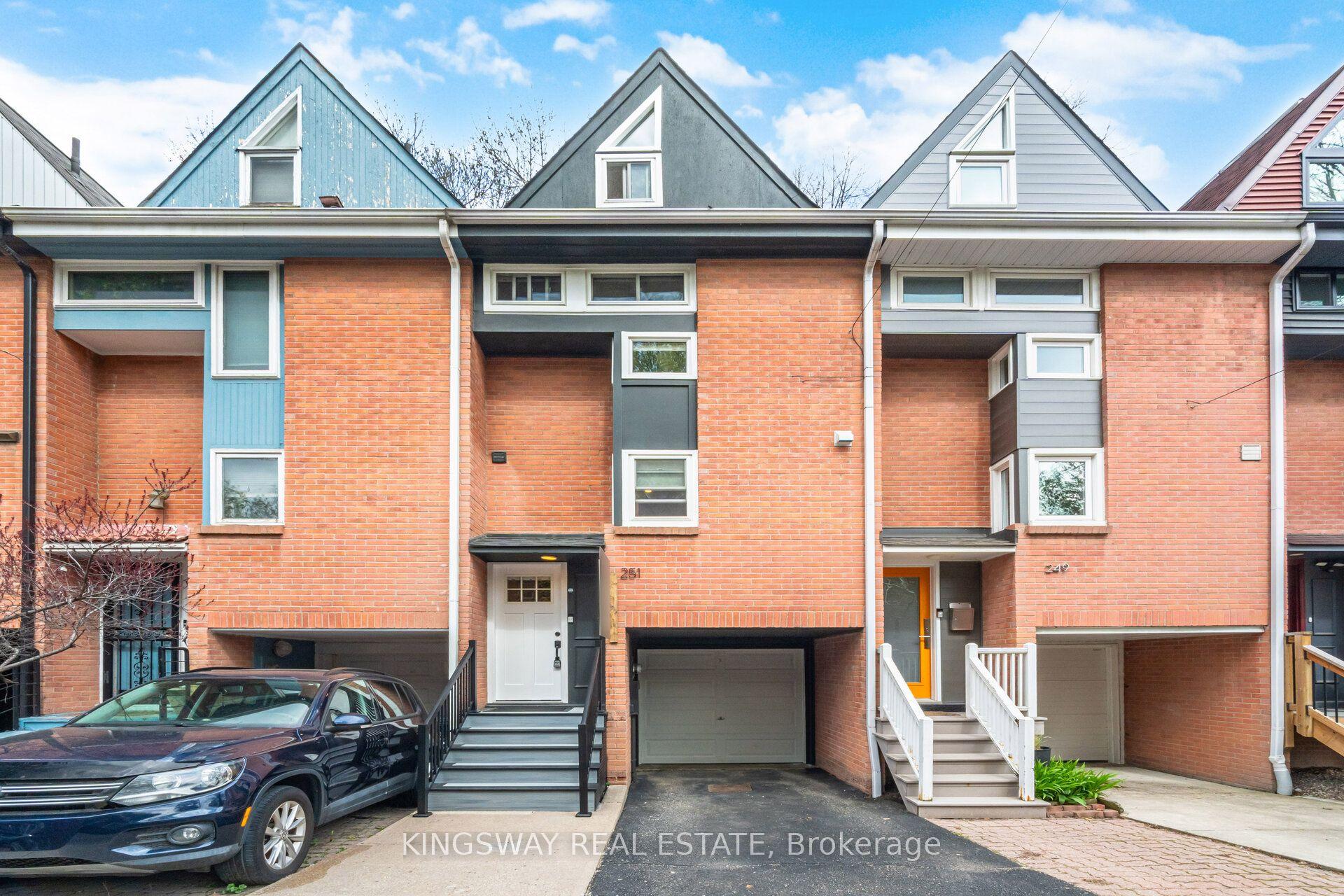 251 Ontario Street — photo 1