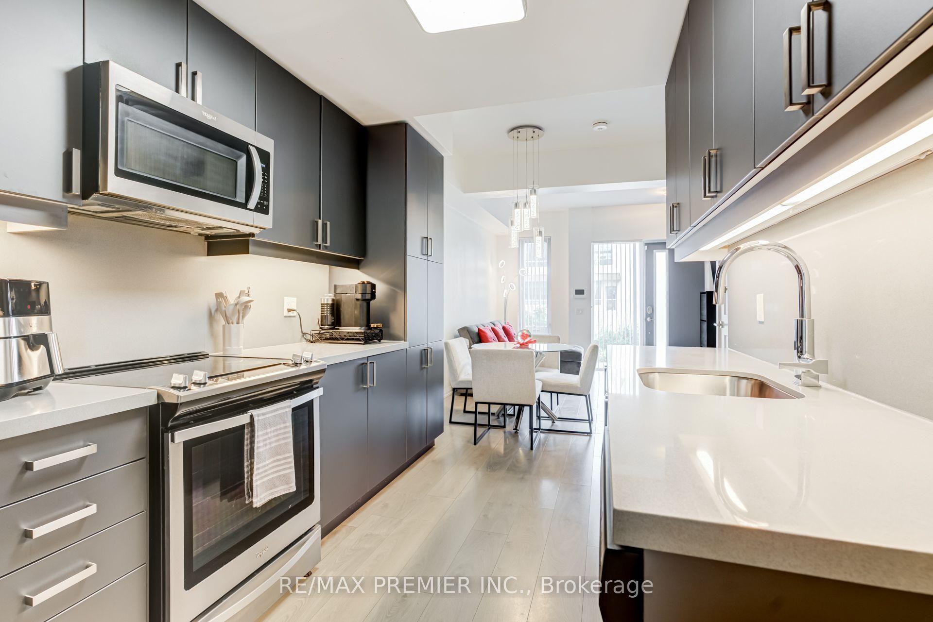 1010 Portage Parkway TH 5 #TH 5, Vaughan — Condo Town for sale, photo 1