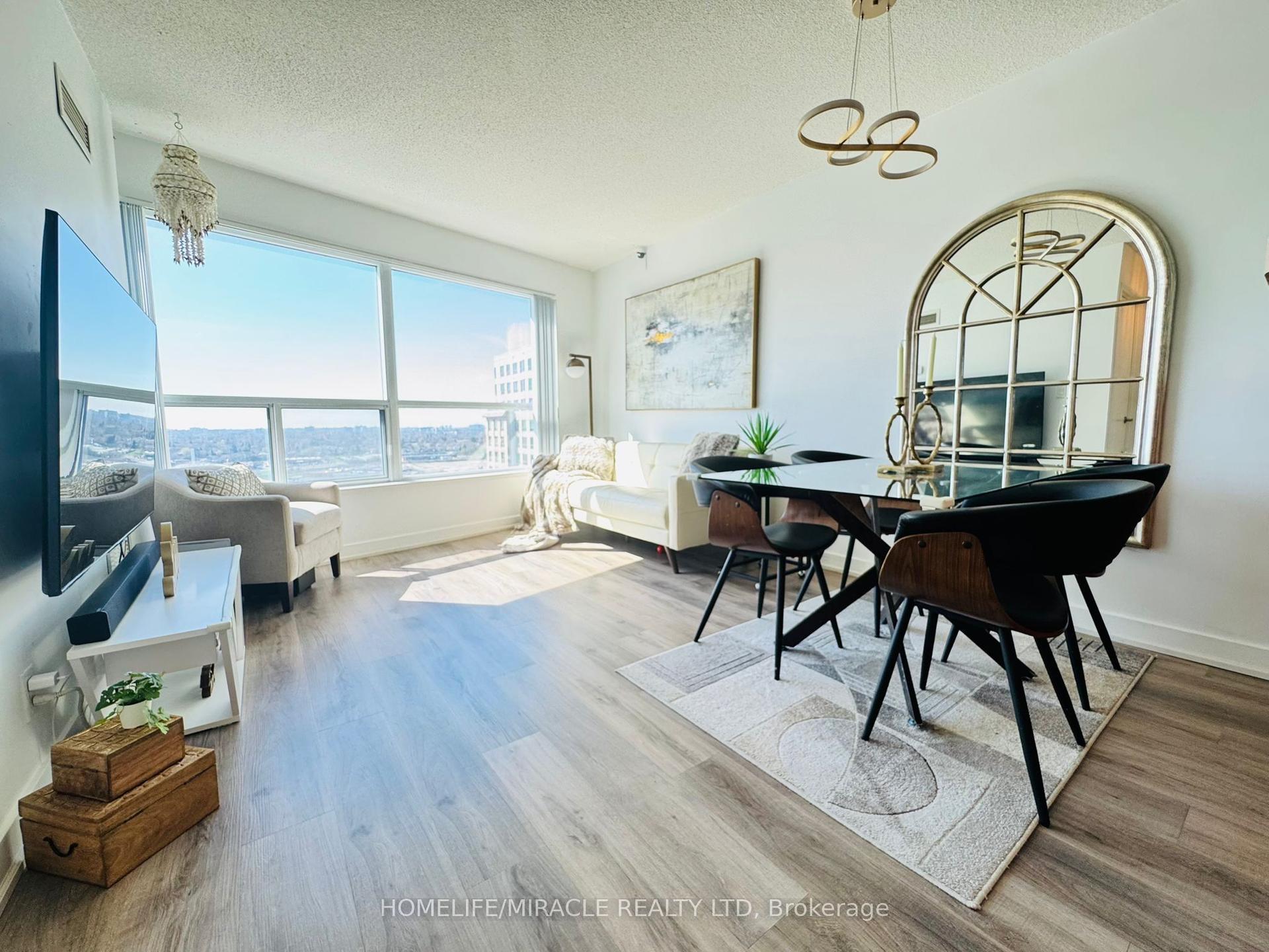 36 Lee Centre Drive 2106 #2106 — photo 1