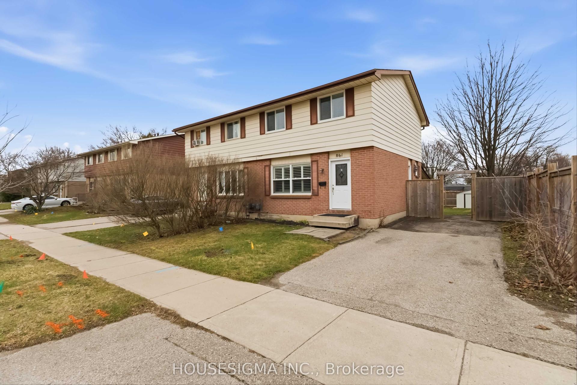 861 DEARNESS Drive — photo 1