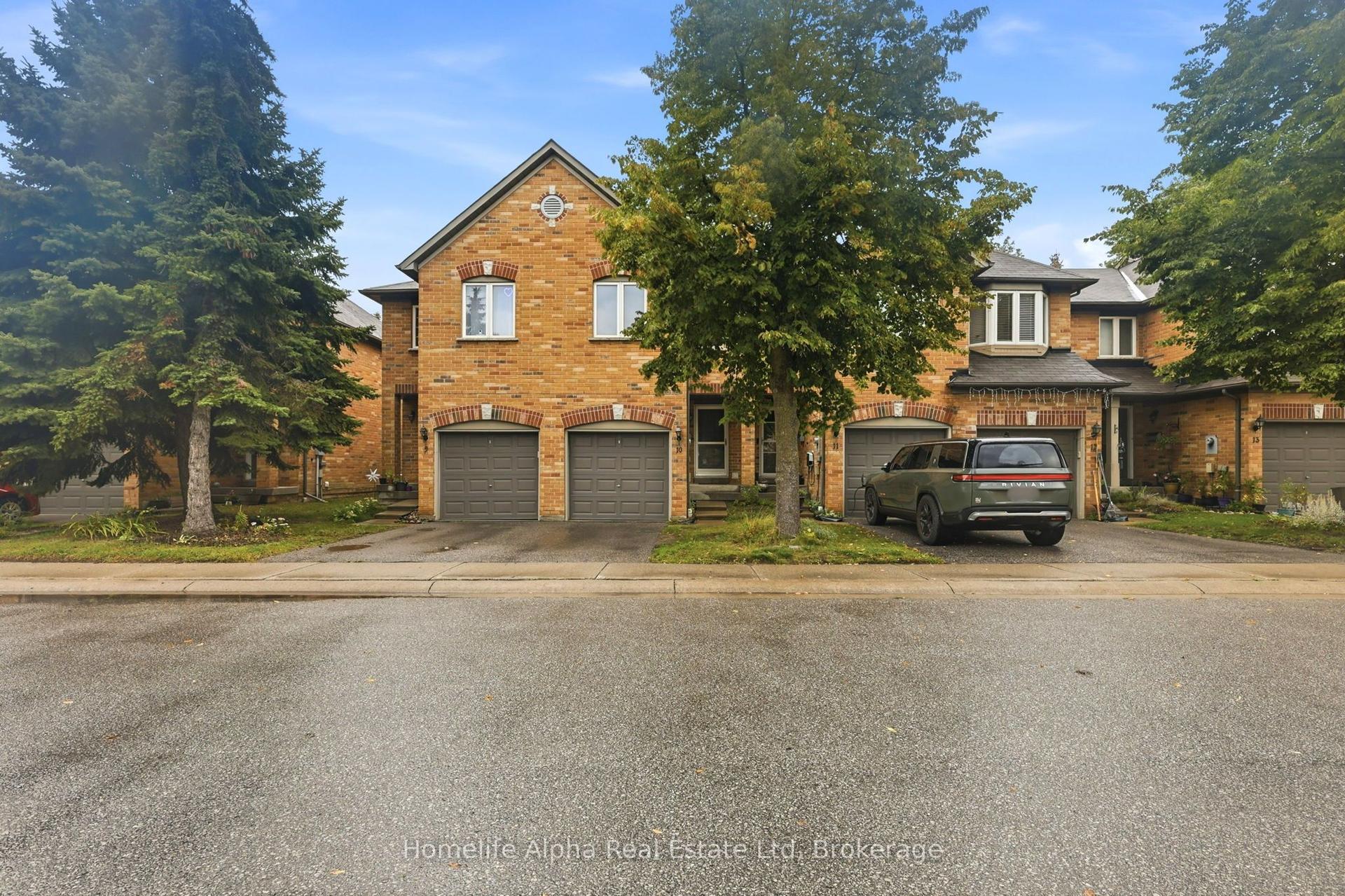 6400 Lawrence Avenue E 10 #10, Toronto — Condo Town for sale, photo 1