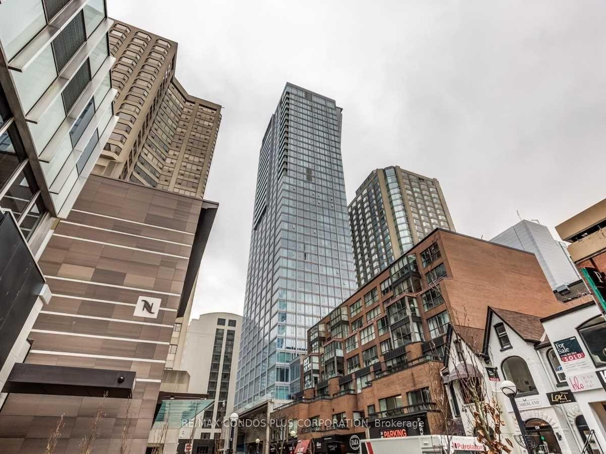 188 Cumberland Street 2106 #2106, Toronto — Condo for lease, photo 1
