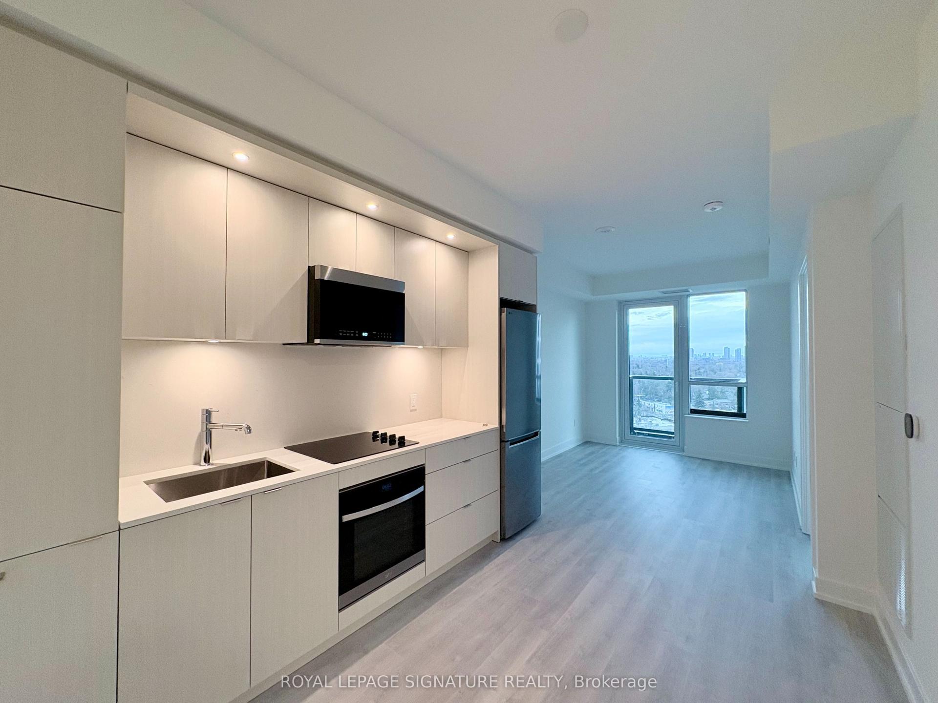 60 Central Park Road Way 1810 #1810 — photo 1