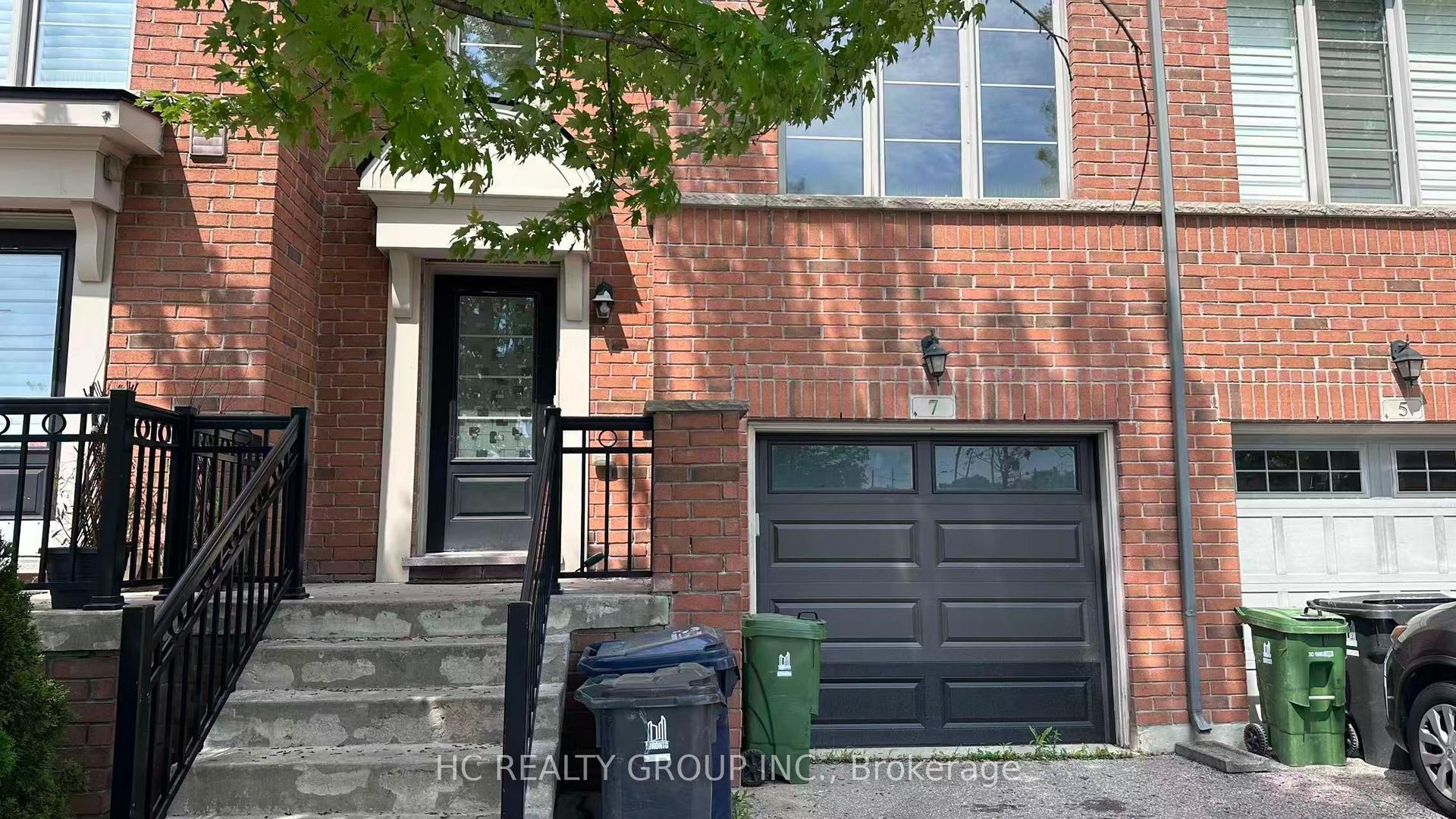 7 Lily Cup Avenue — photo 1