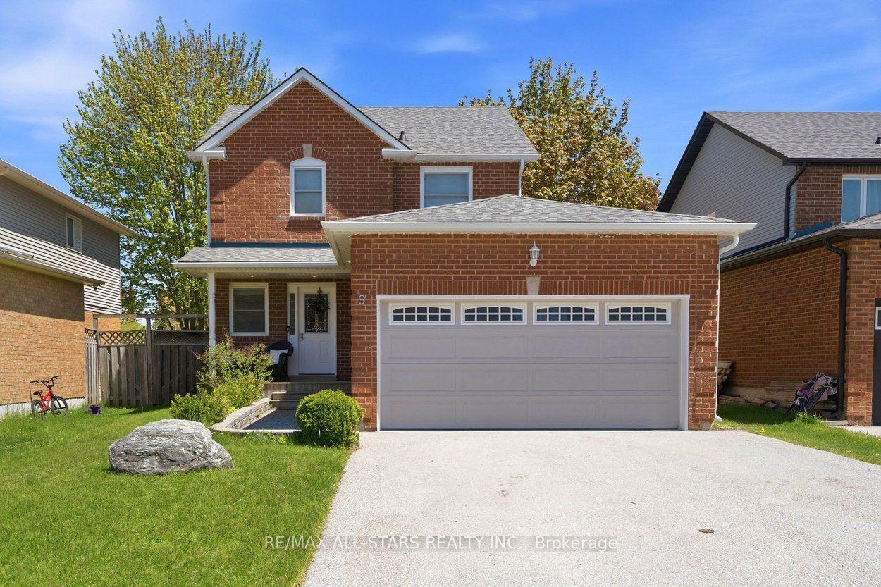 9 Tudor Place — photo 1