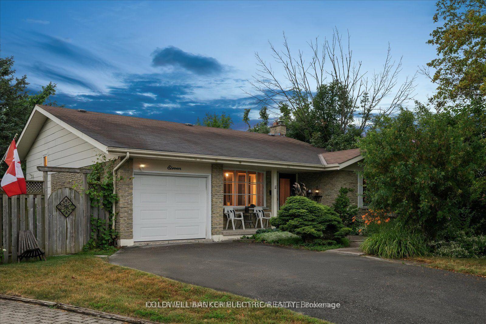 11 Bayleaf Court — photo 1