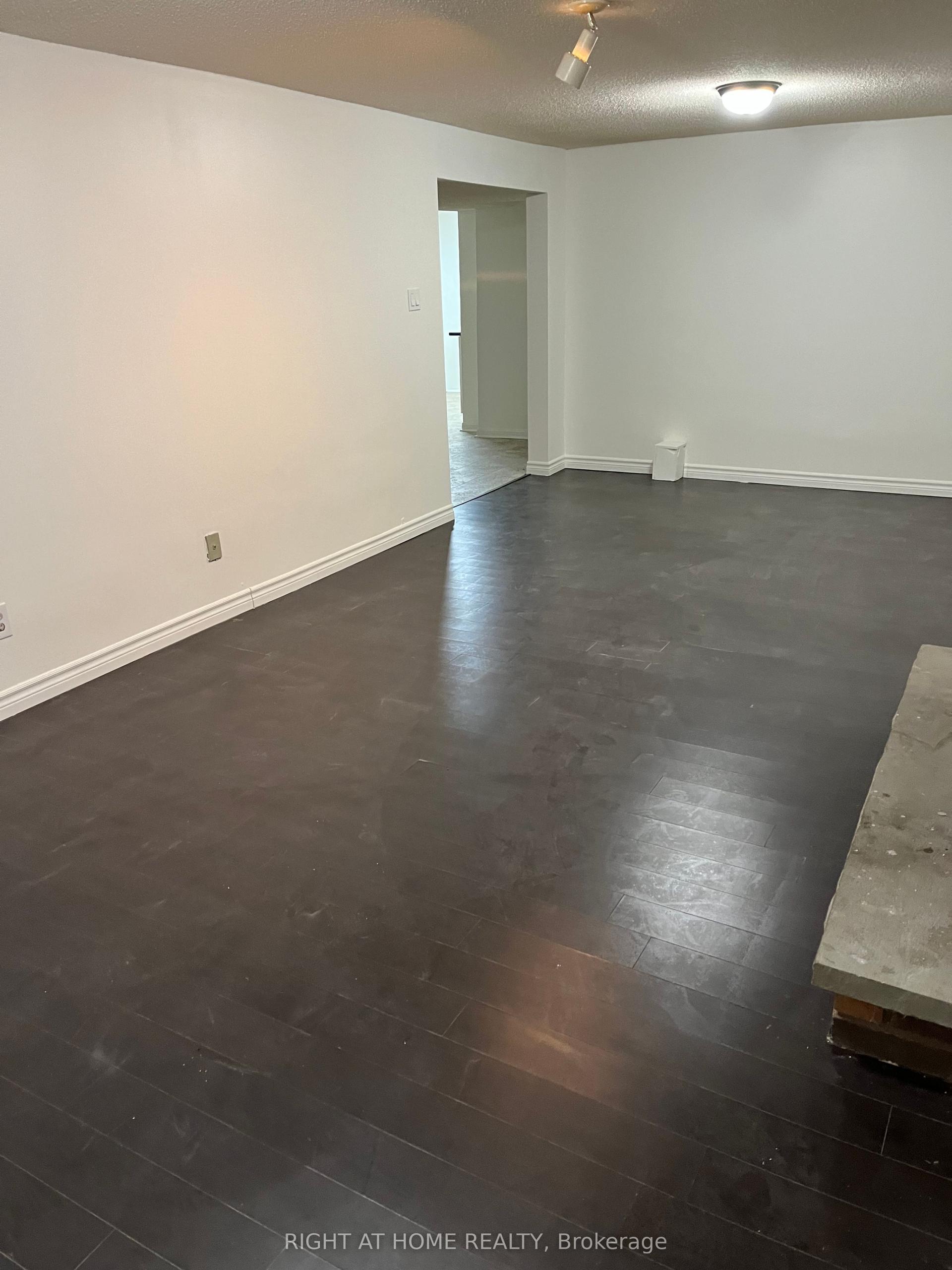 26 Panorama Crescent Lower Level Bsment #Lower Level Bsment — photo 1