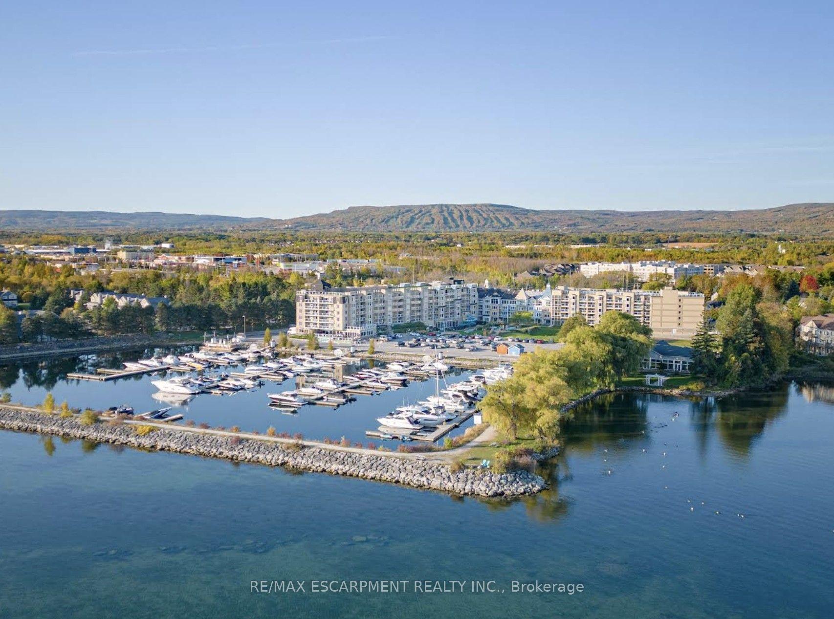 9 HARBOUR Street 4403 & 4405 #4403 & 4405, Collingwood — Condo for sale, photo 1
