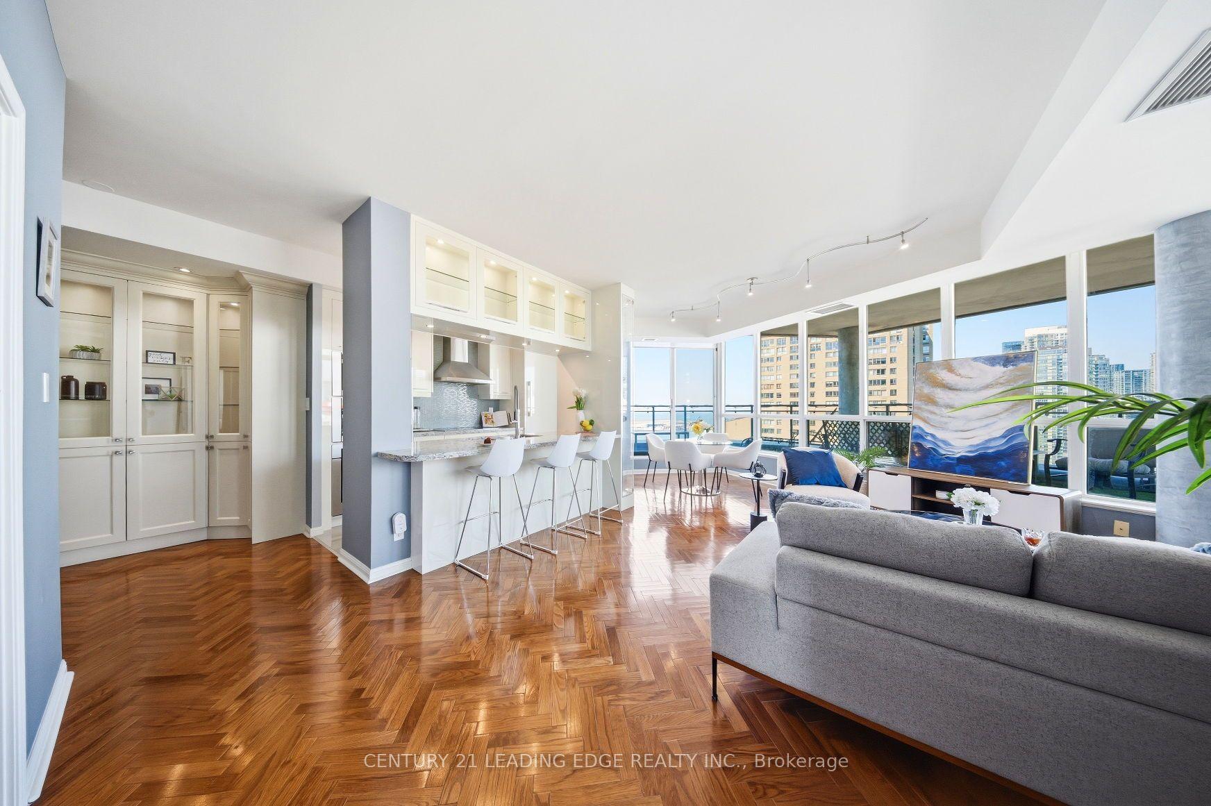 230 Queens Quay W 2617 #2617 — photo 1