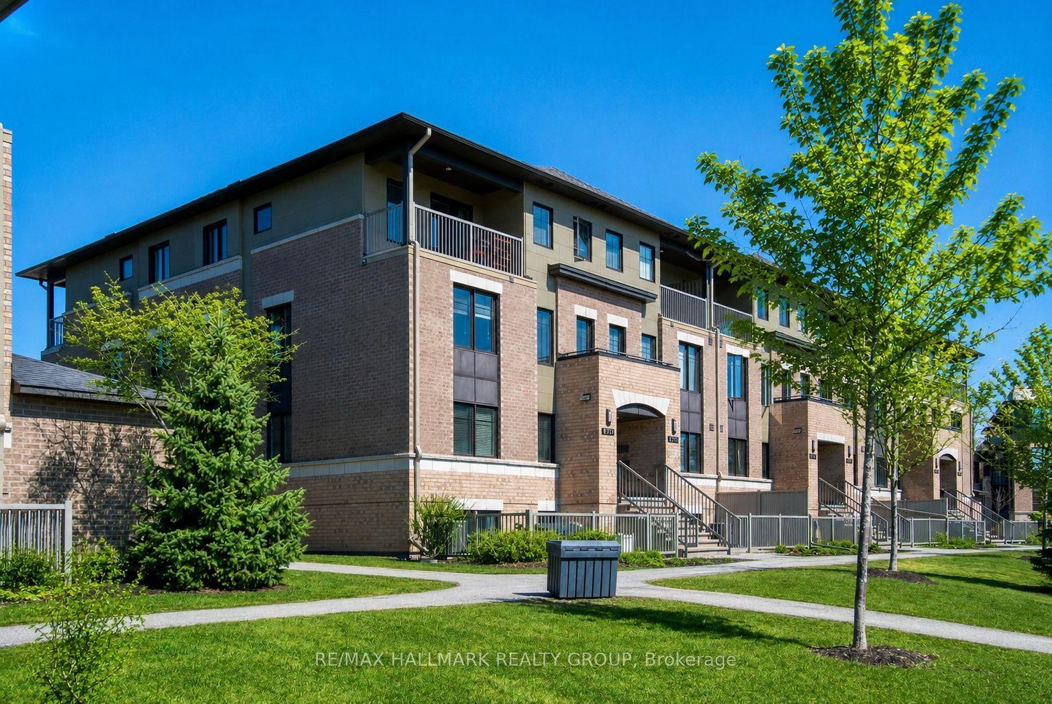 255B Titanium Private, Orleans - Convent Glen and Area — Condo Town for lease, photo 1