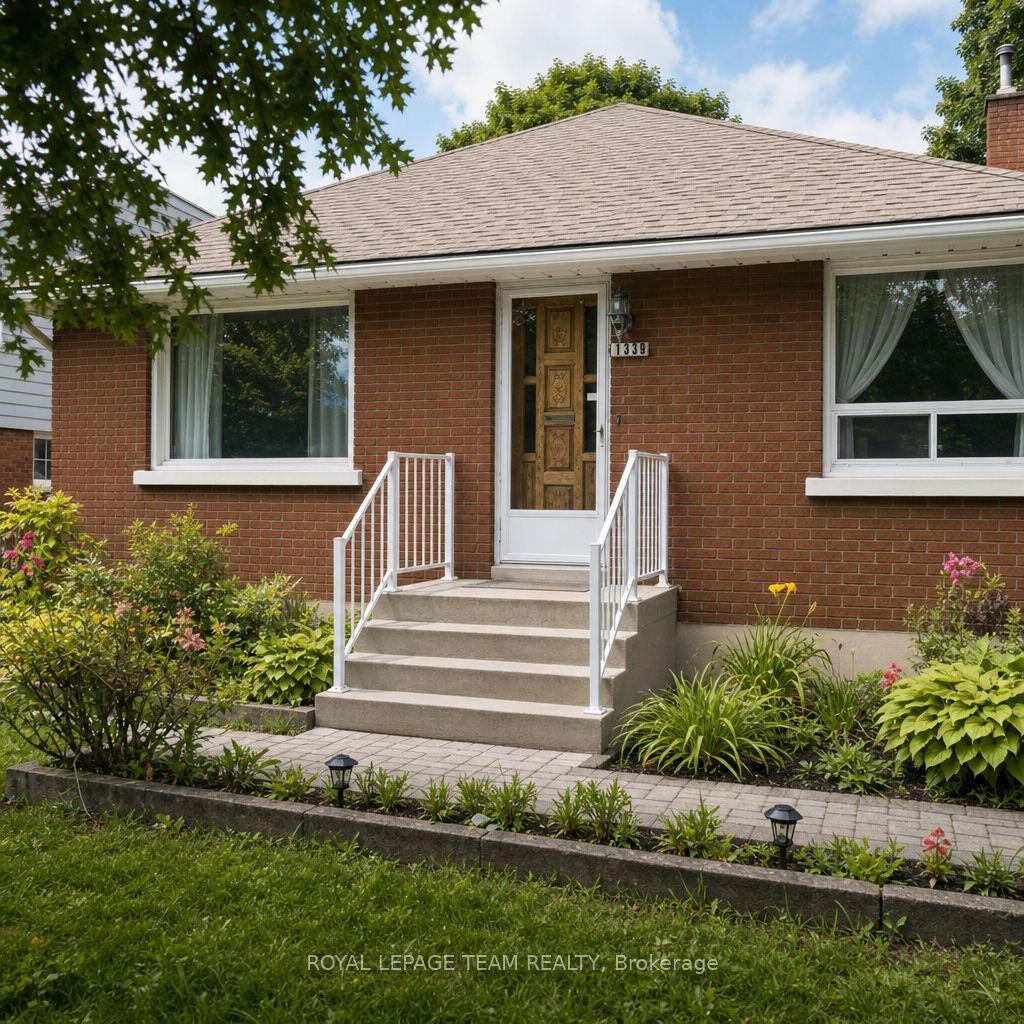 1339 Kilborn Avenue, Alta Vista and Area — Detached for lease, photo 1