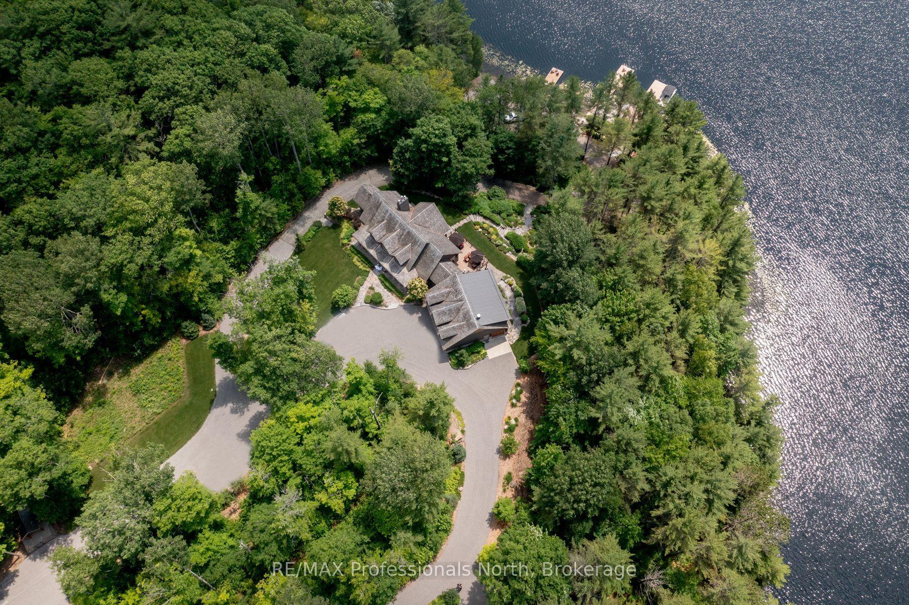 1600 Misty Knoll Trail, Dysart et al — Detached for sale, photo 1