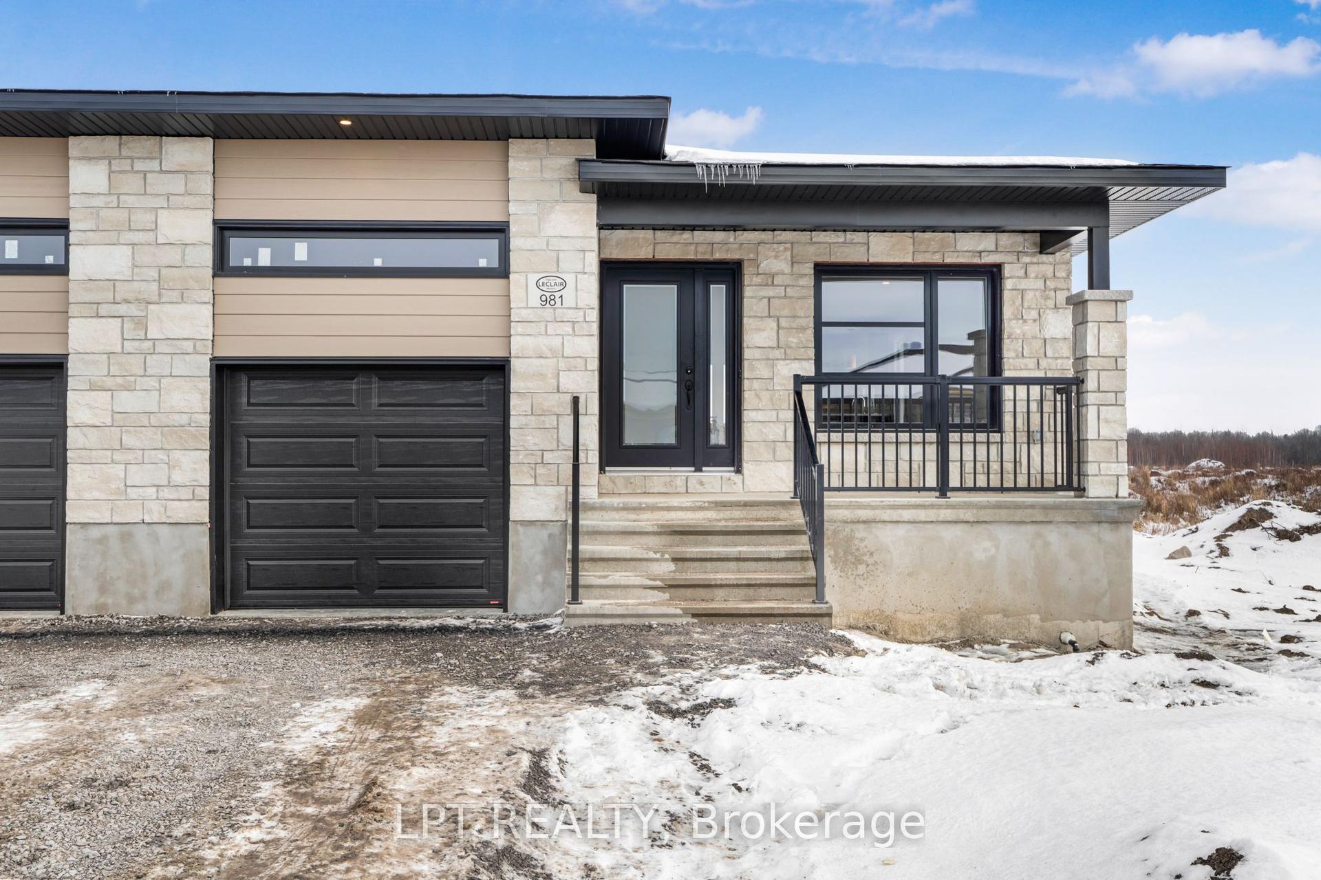 967 Katia Street — photo 1