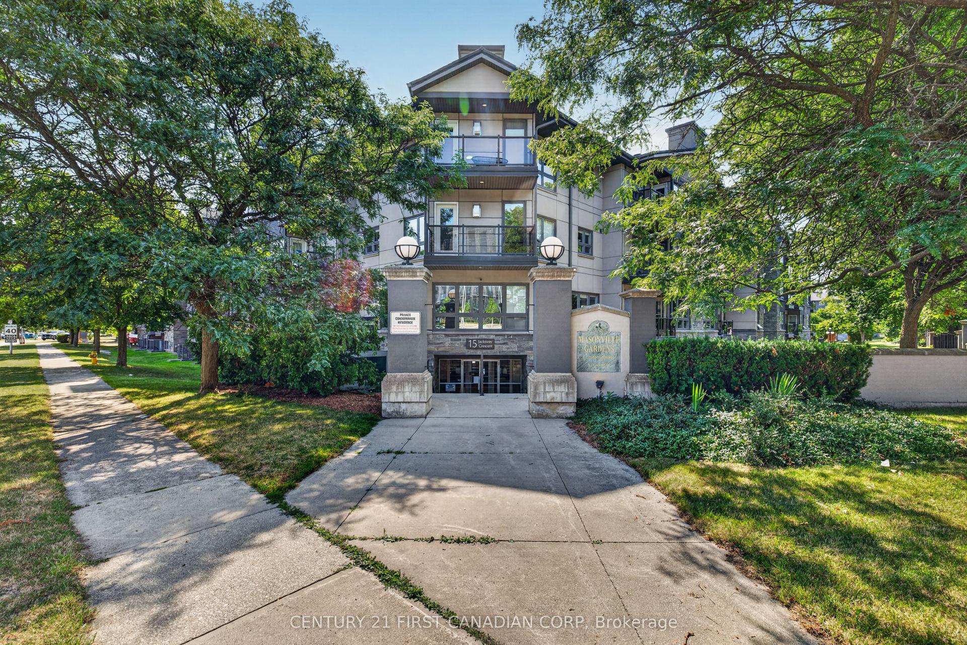 15 Jacksway Crescent 222 #222, London North — Condo for sale, photo 1