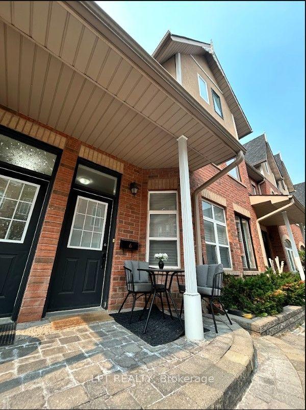 125 Hall Street 6 #6, Richmond Hill — Condo Town for lease, photo 1