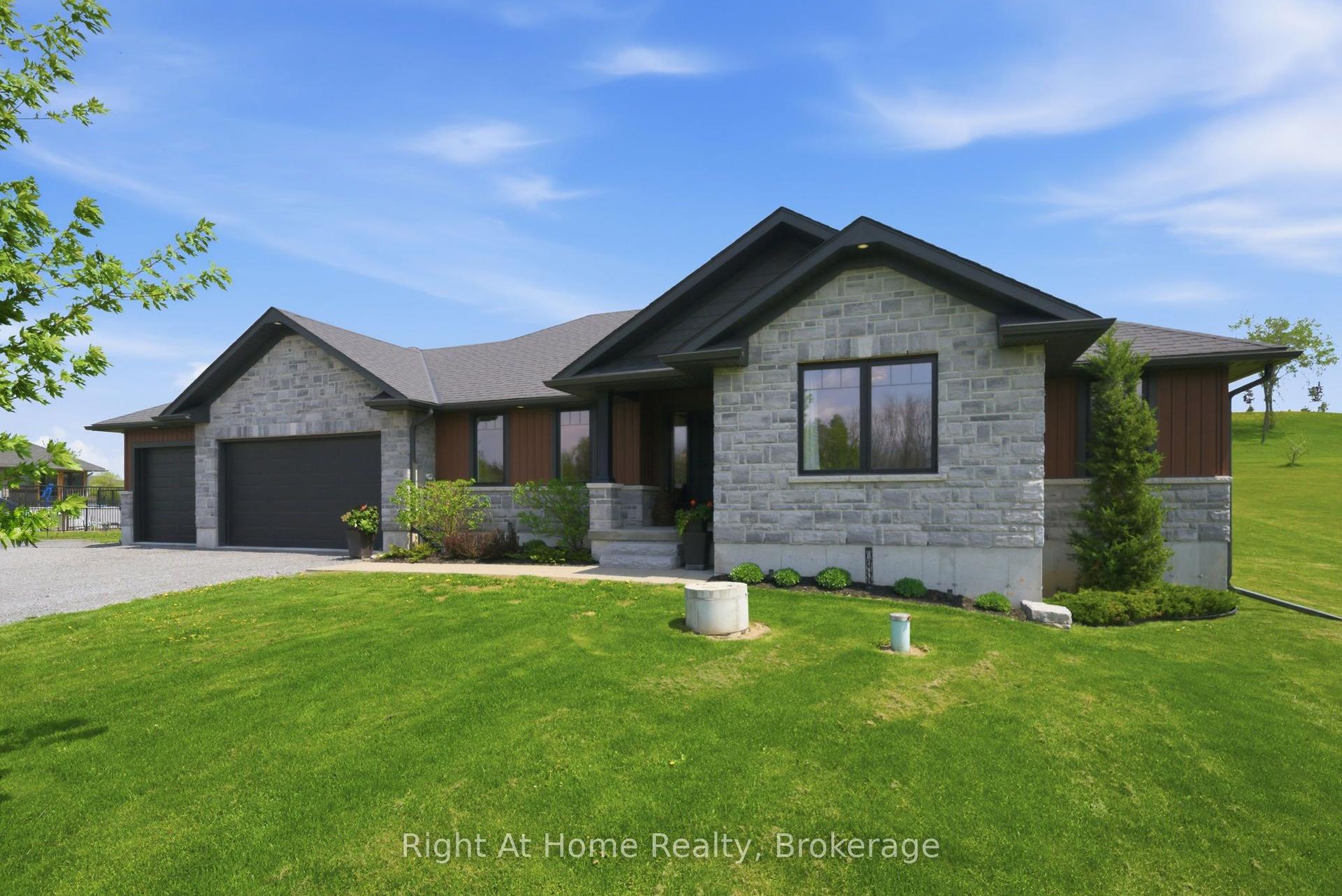 144 Hiddenvalley Drive — photo 1