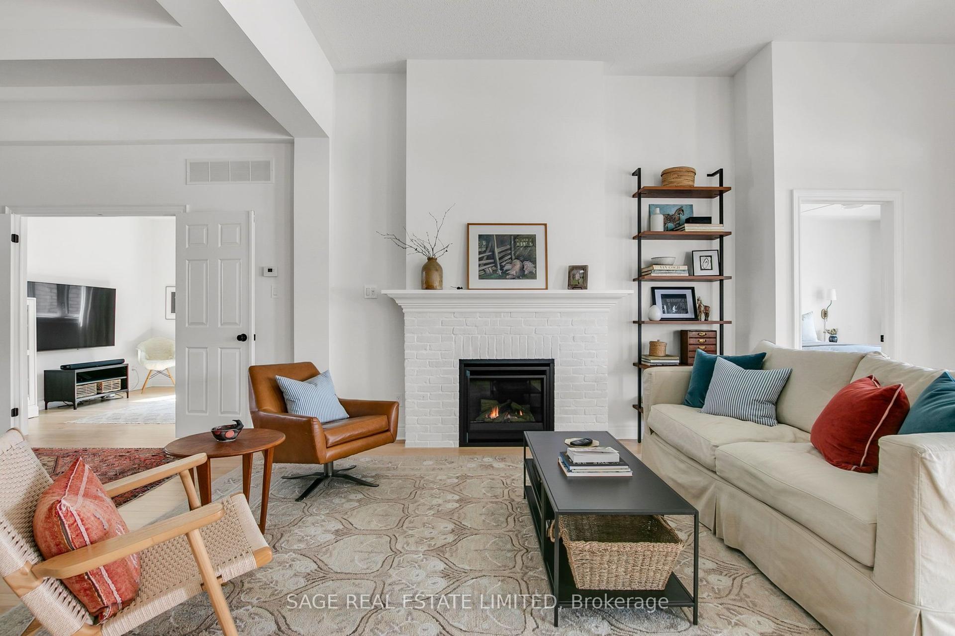 19 Long Stan N/A — photo 1