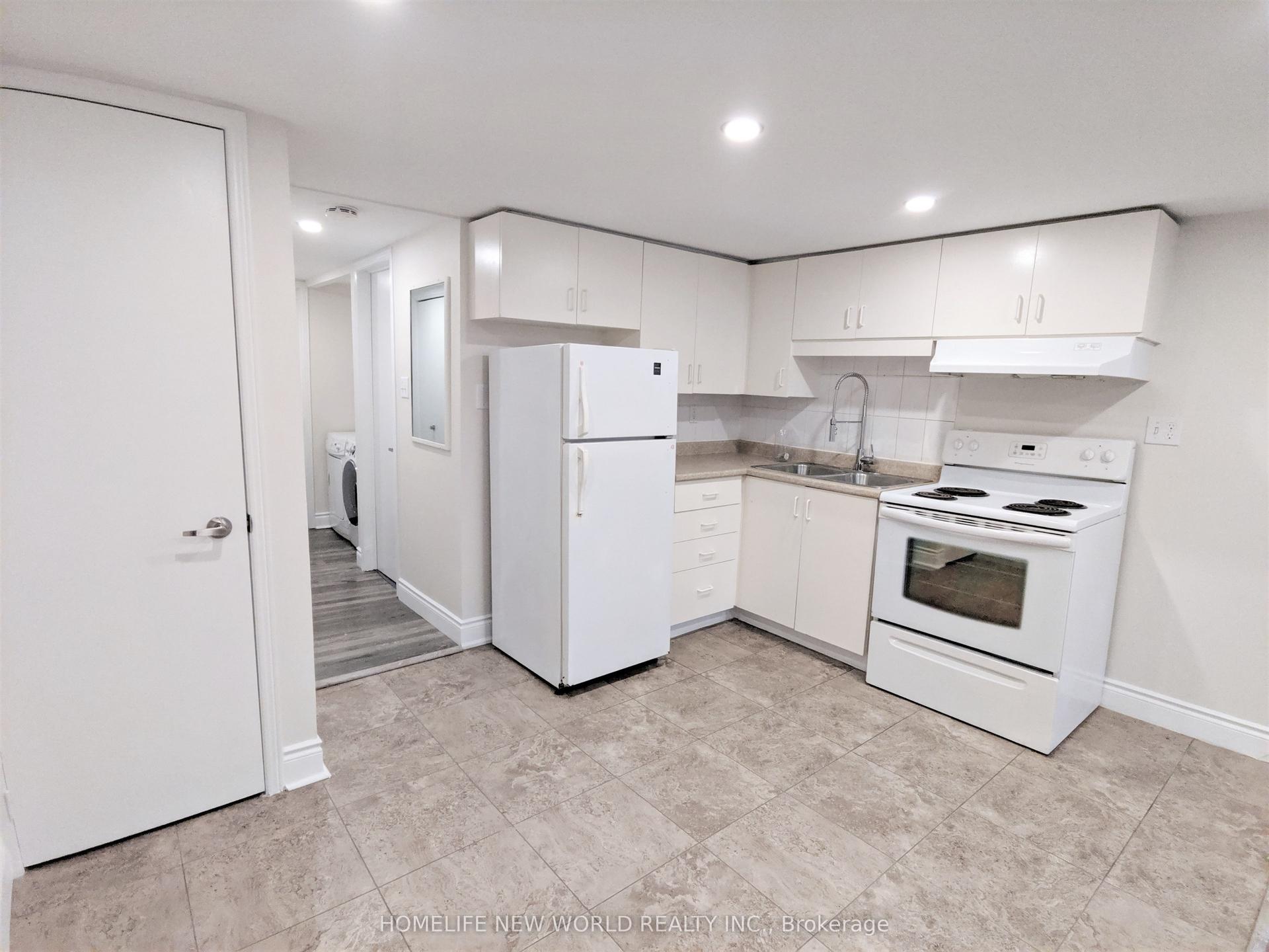 158 Coxwell Avenue Bsmt #Bsmt, Toronto — Detached for lease, photo 1