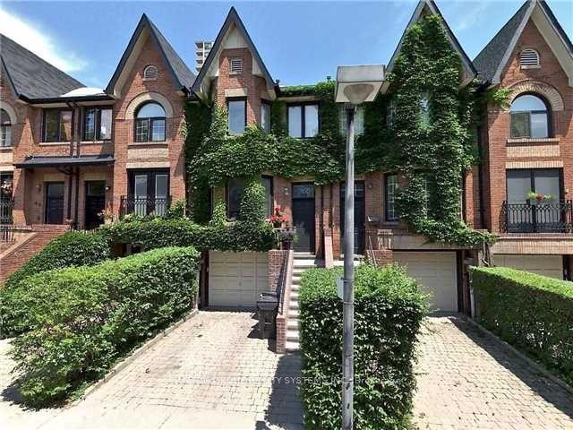 45 Soho Square, Toronto — Townhouse for lease, photo 1