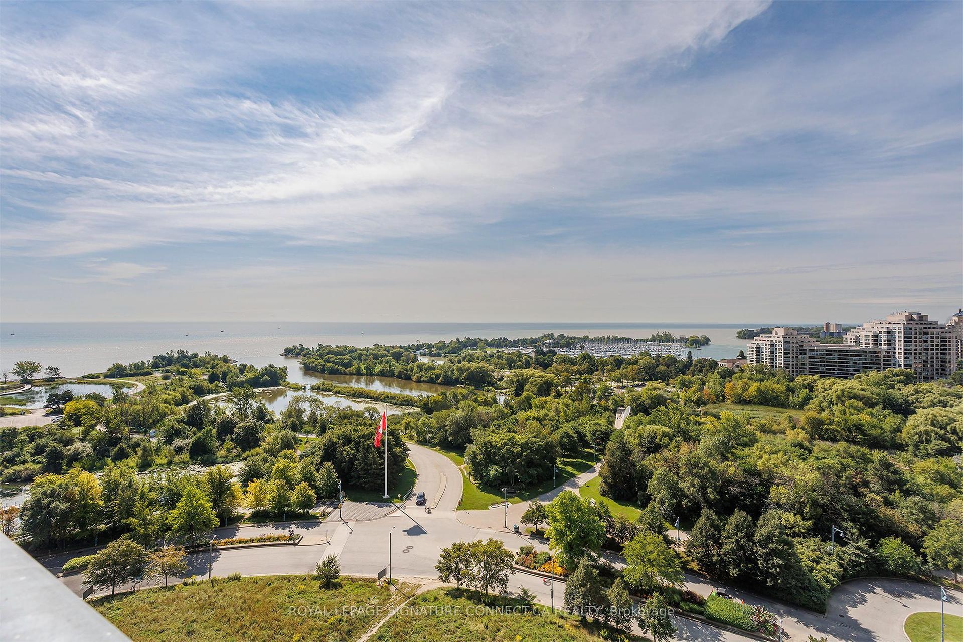 30 Shore Breeze Drive 1319 #1319, Toronto — Condo for sale, photo 1