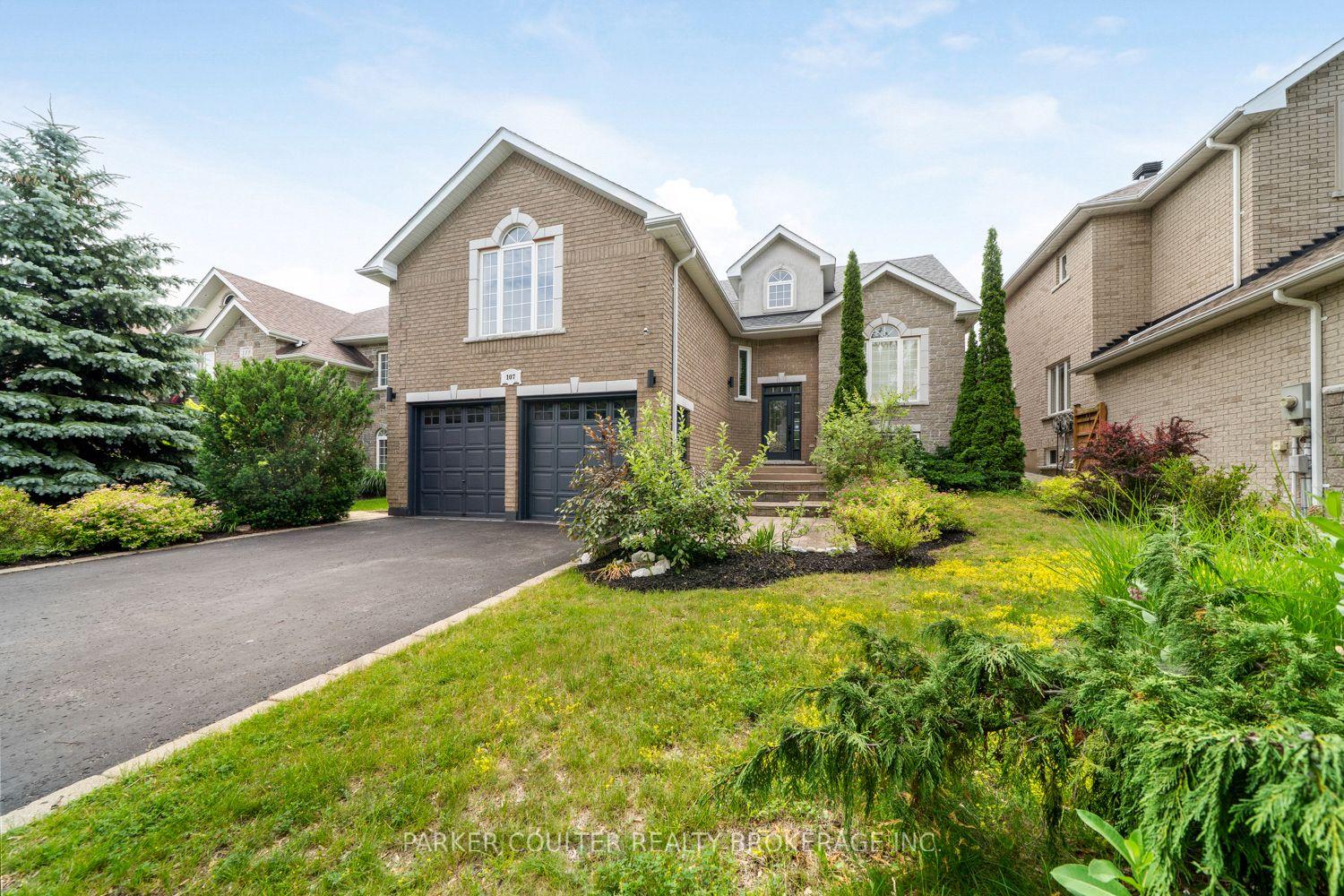 107 Cumming Drive, Barrie — Detached for sale, photo 1