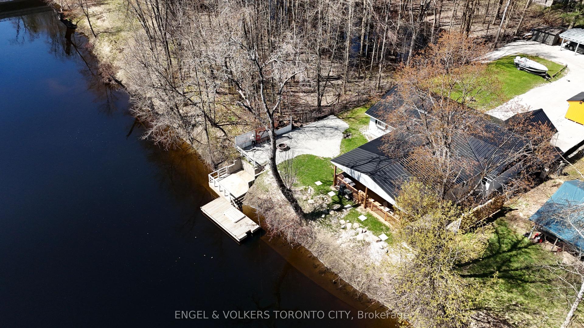 7229 Davy Drive — photo 1
