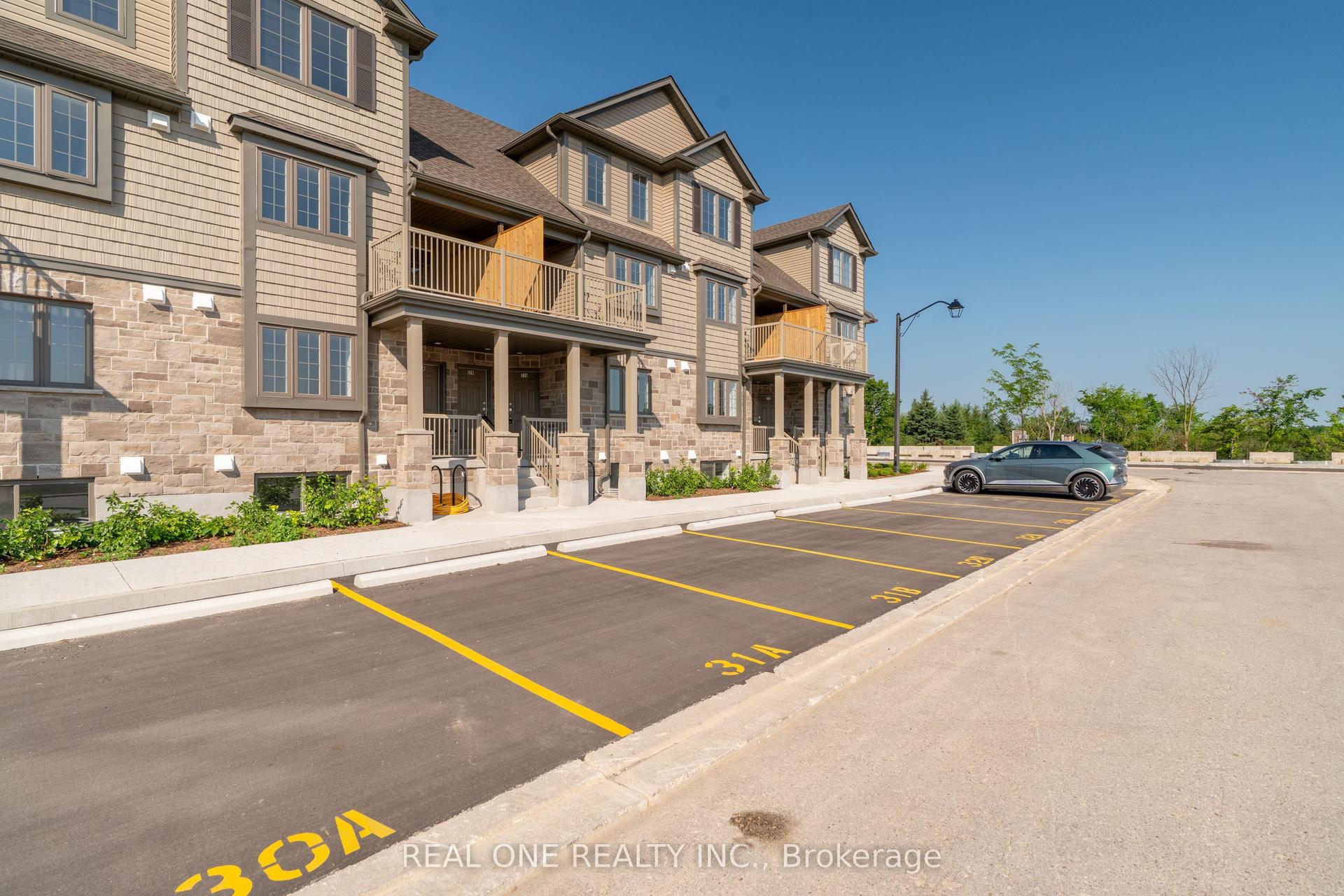 85 Mullin Drive 33A #33A, Guelph — Condo Town for sale, photo 1