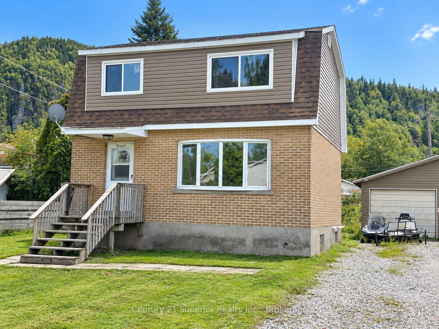 7 Rouse Street, Red Rock — Detached for sale, photo 1