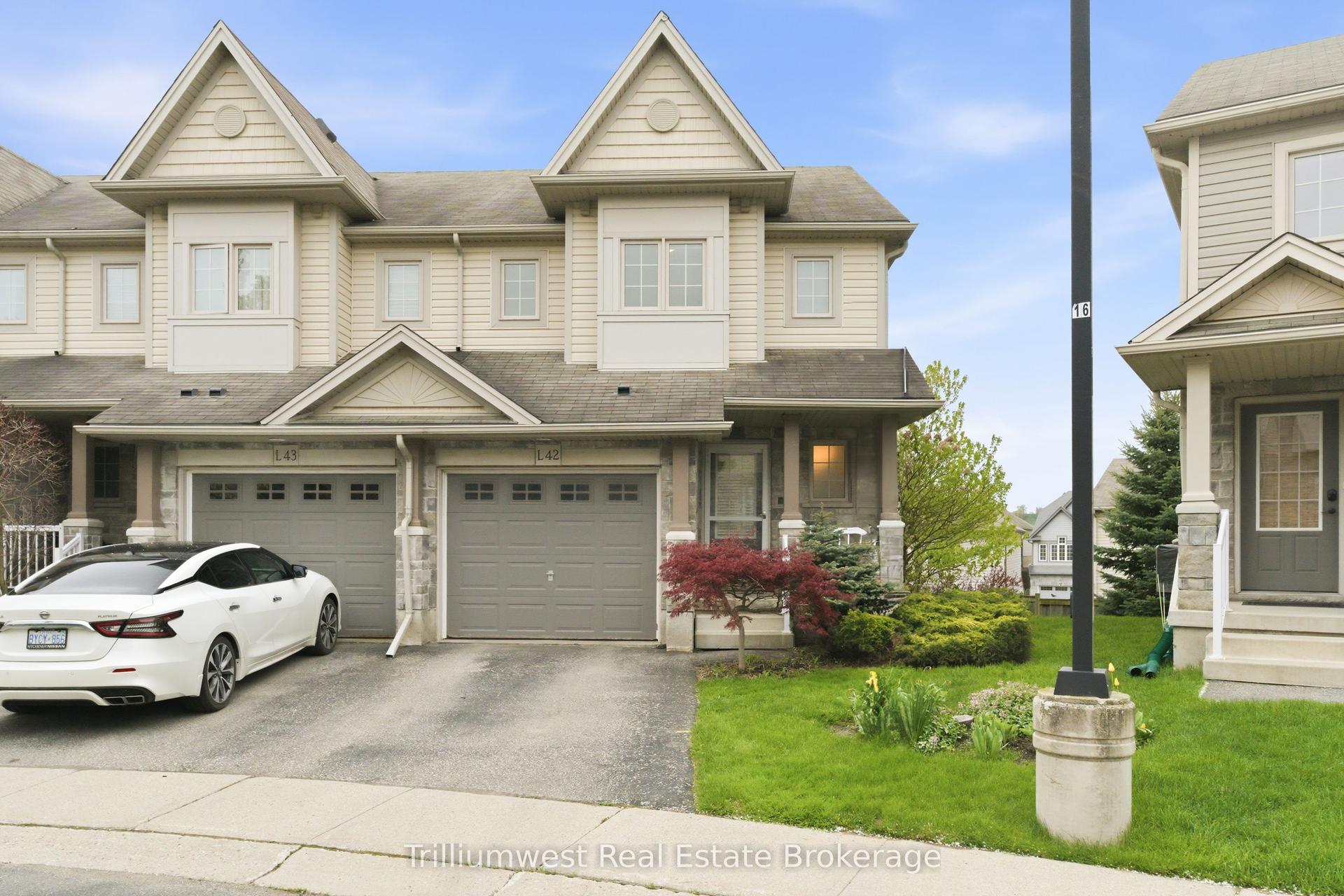 7 Upper Mercer Street L42 #L42 — photo 1