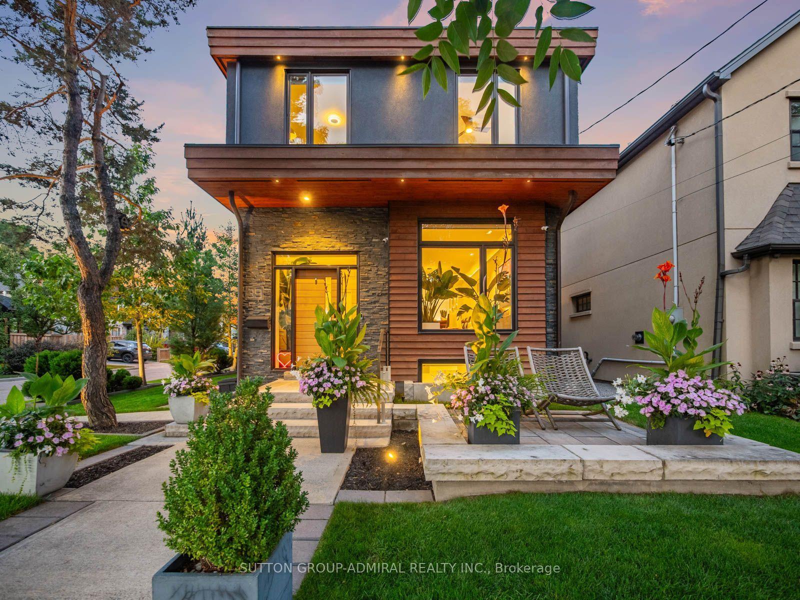 39 Red Deer Avenue, Toronto — Detached for sale, photo 1