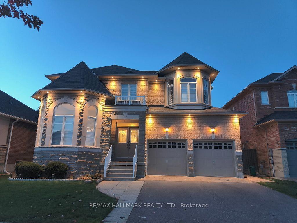 411 Hoover Park Drive, Whitchurch-Stouffville — Detached for sale, photo 1