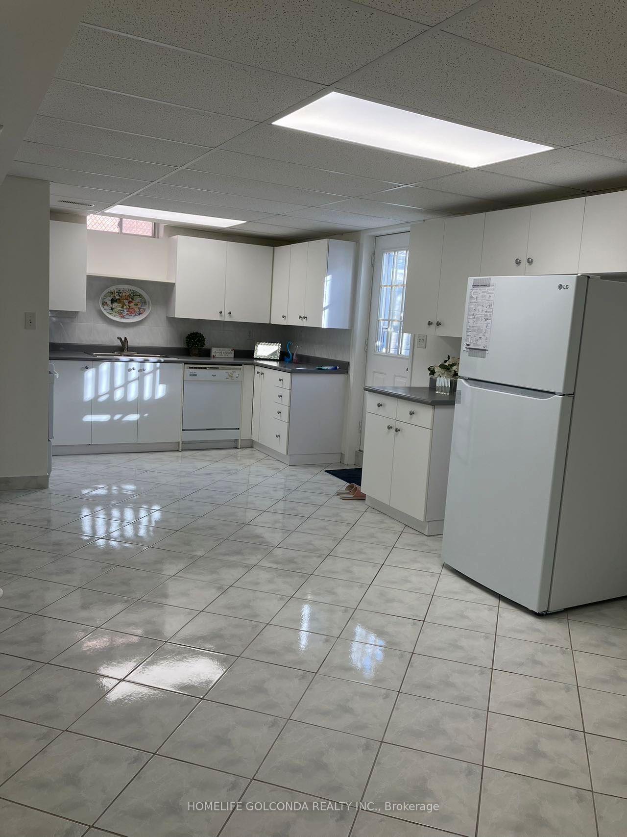 5 Hacienda Drive, Richmond Hill — Detached for lease, photo 1