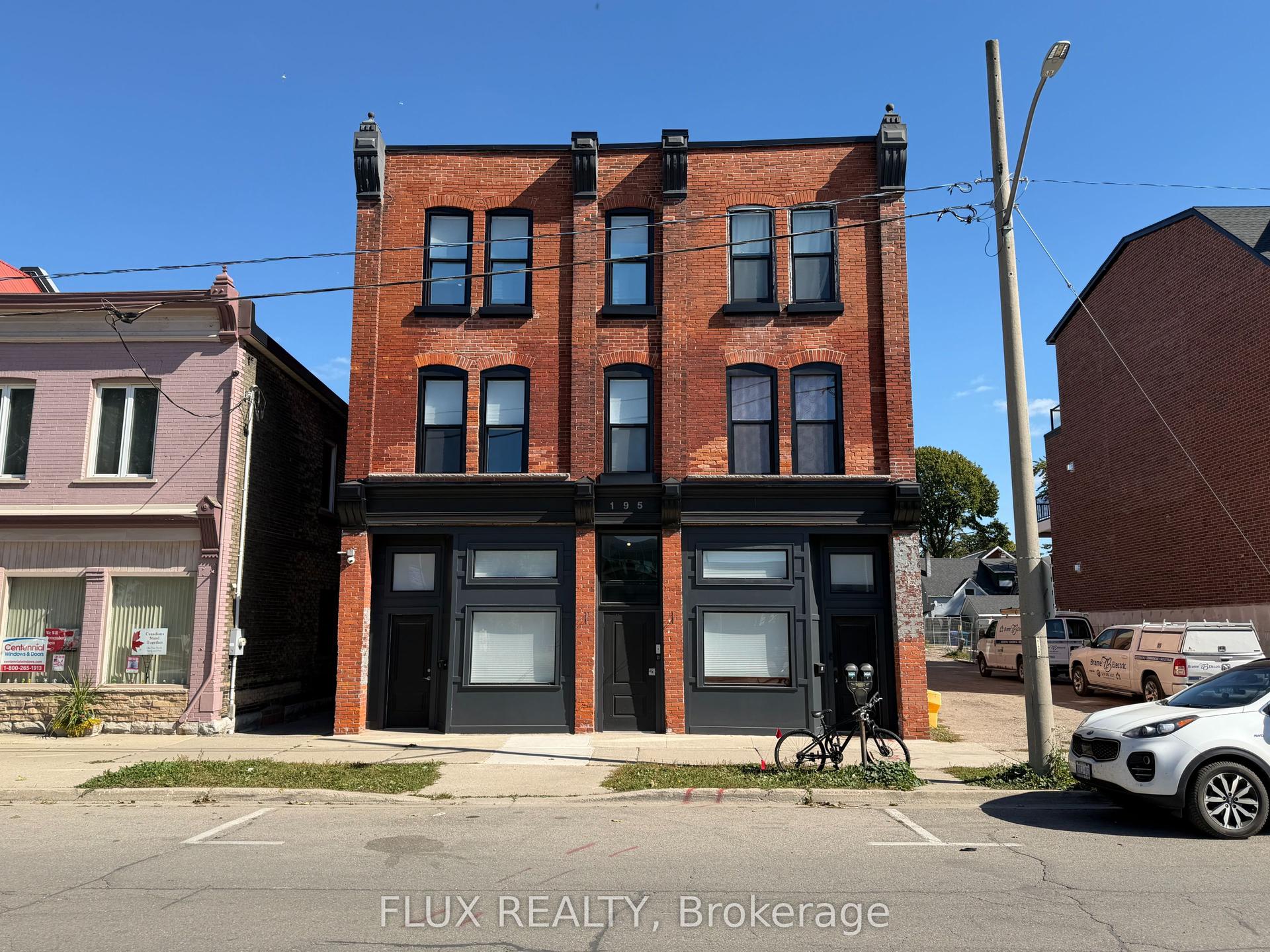 195 Waterloo Street S 4 #4, Stratford — Multiplex for lease, photo 1