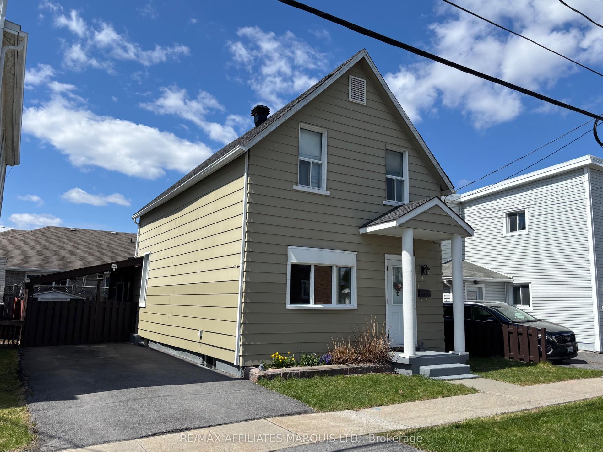 4 Seymour Avenue — photo 1